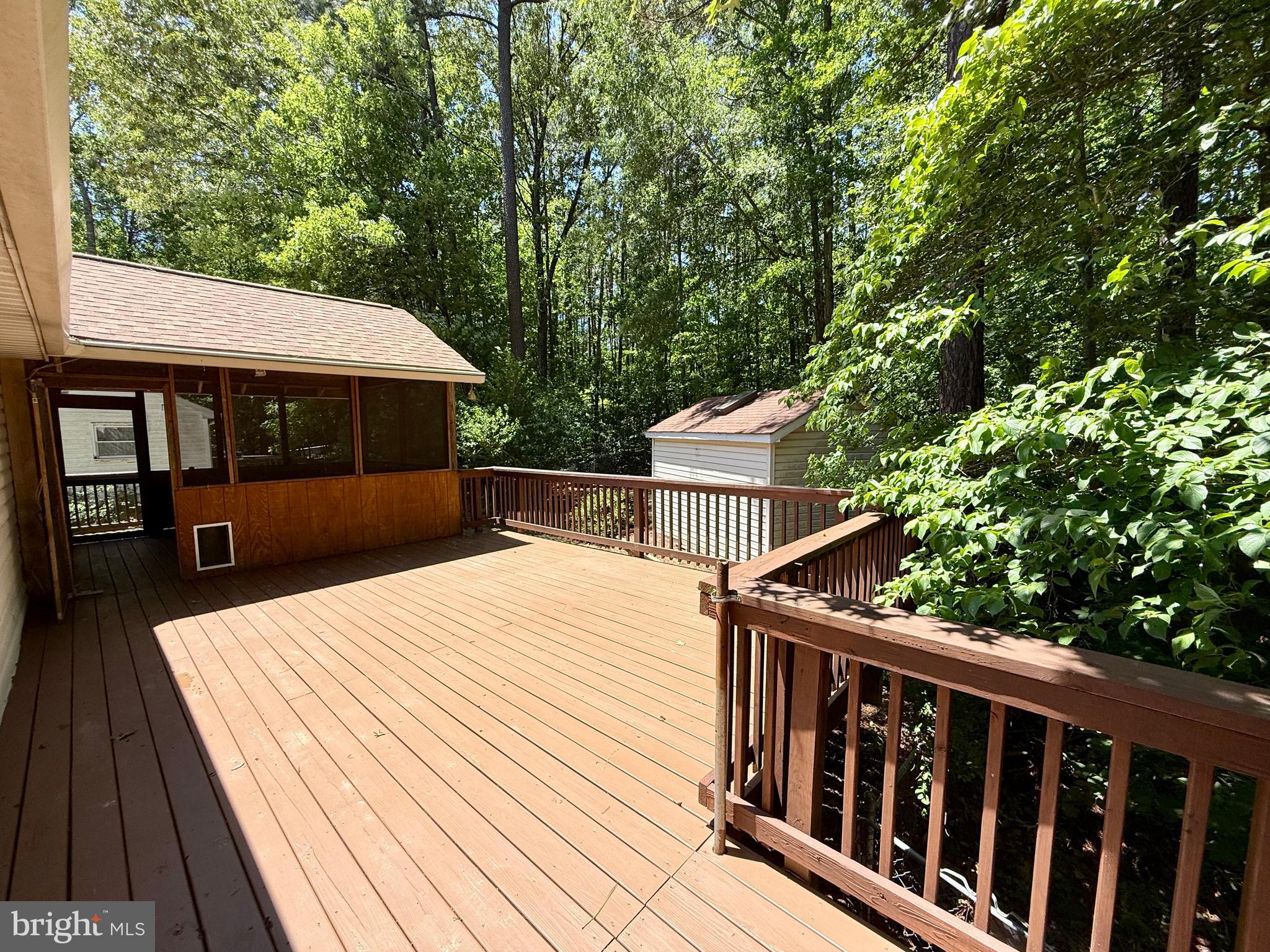 LAKE CAROLINE - Residential