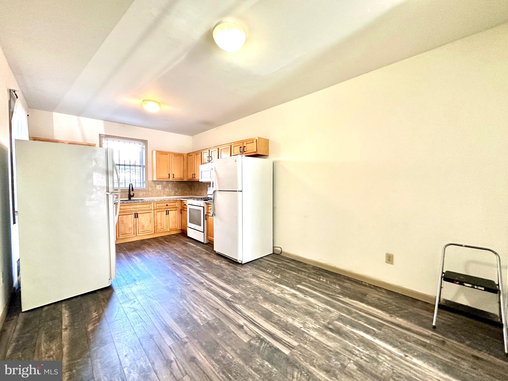 TEMPLE UNIVERSITY - Residential Lease