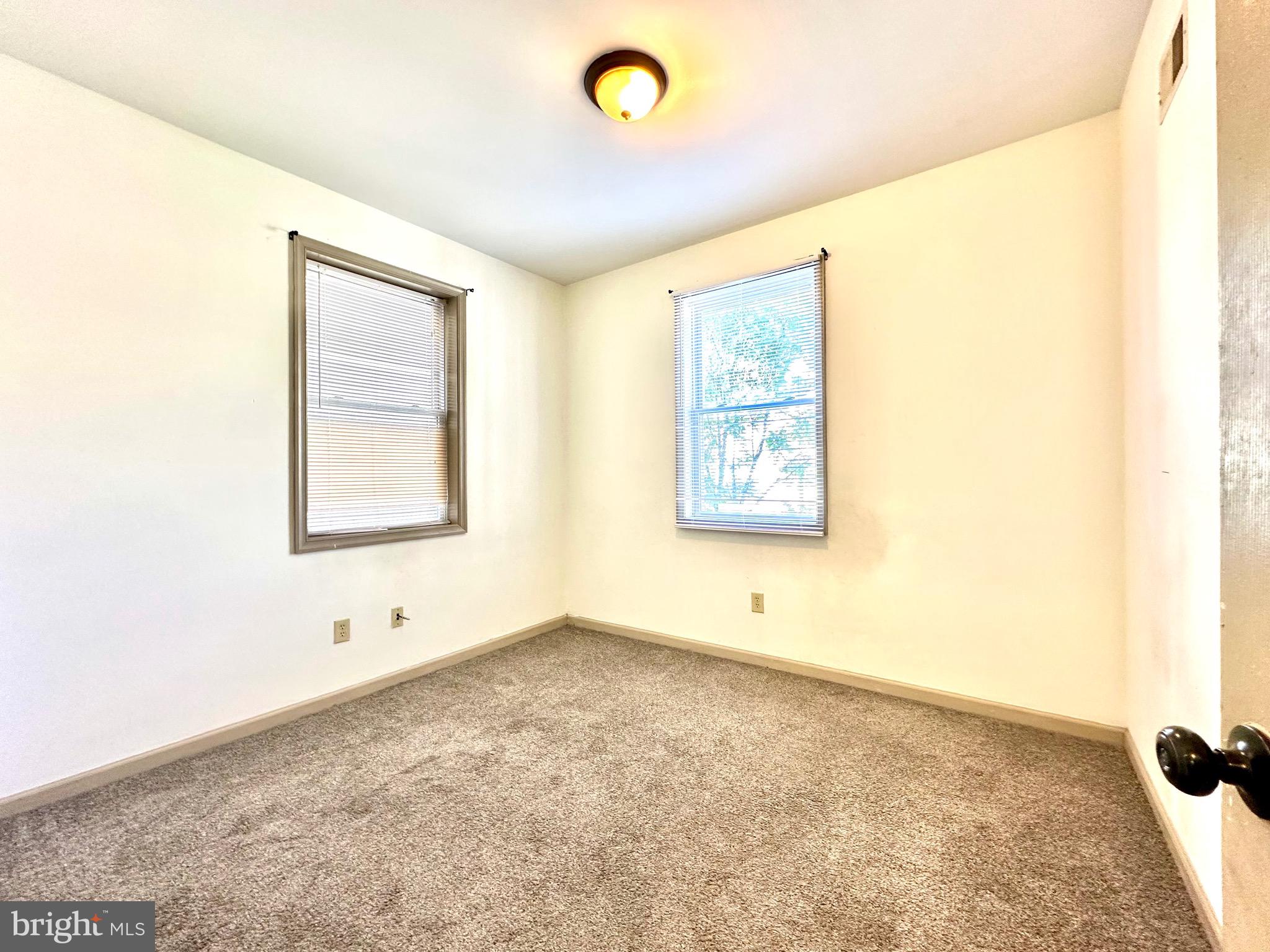 TEMPLE UNIVERSITY - Residential Lease