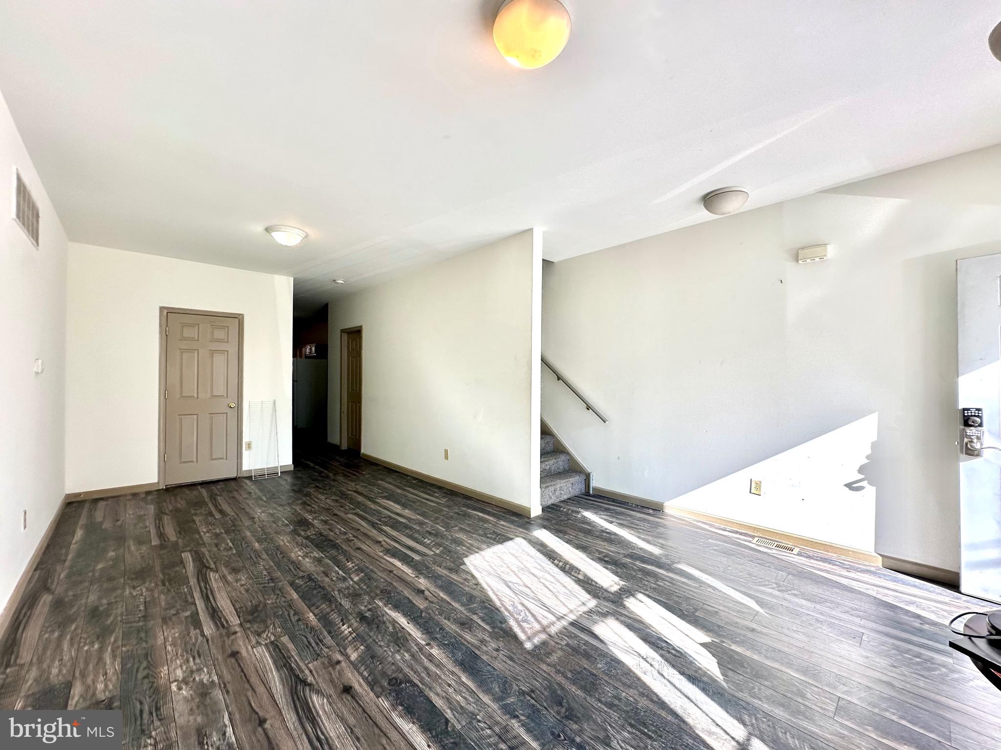 TEMPLE UNIVERSITY - Residential Lease