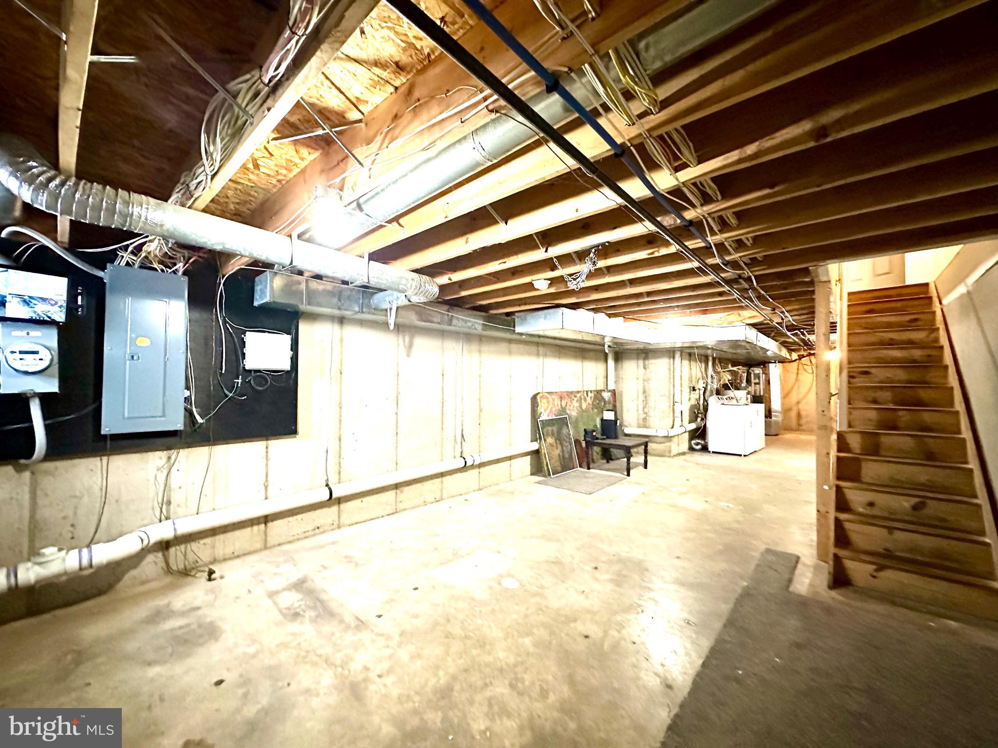 TEMPLE UNIVERSITY - Residential Lease