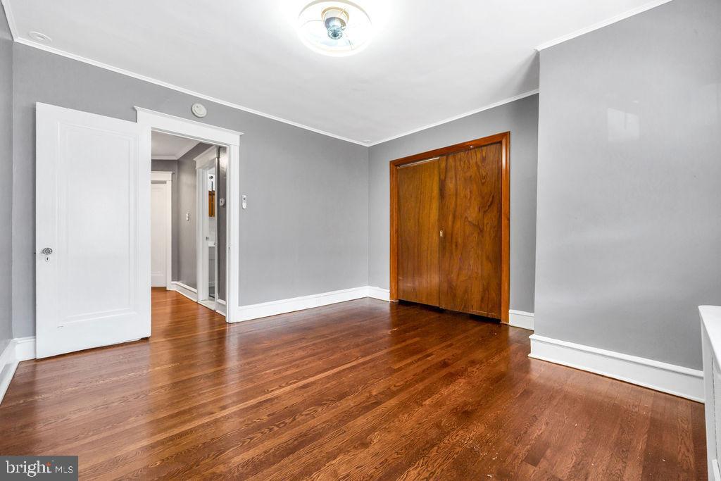 BEVERLY HILLS - Residential