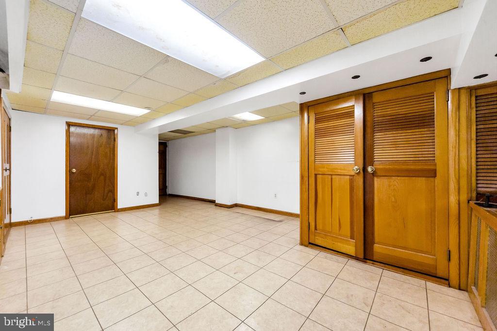 BEVERLY HILLS - Residential