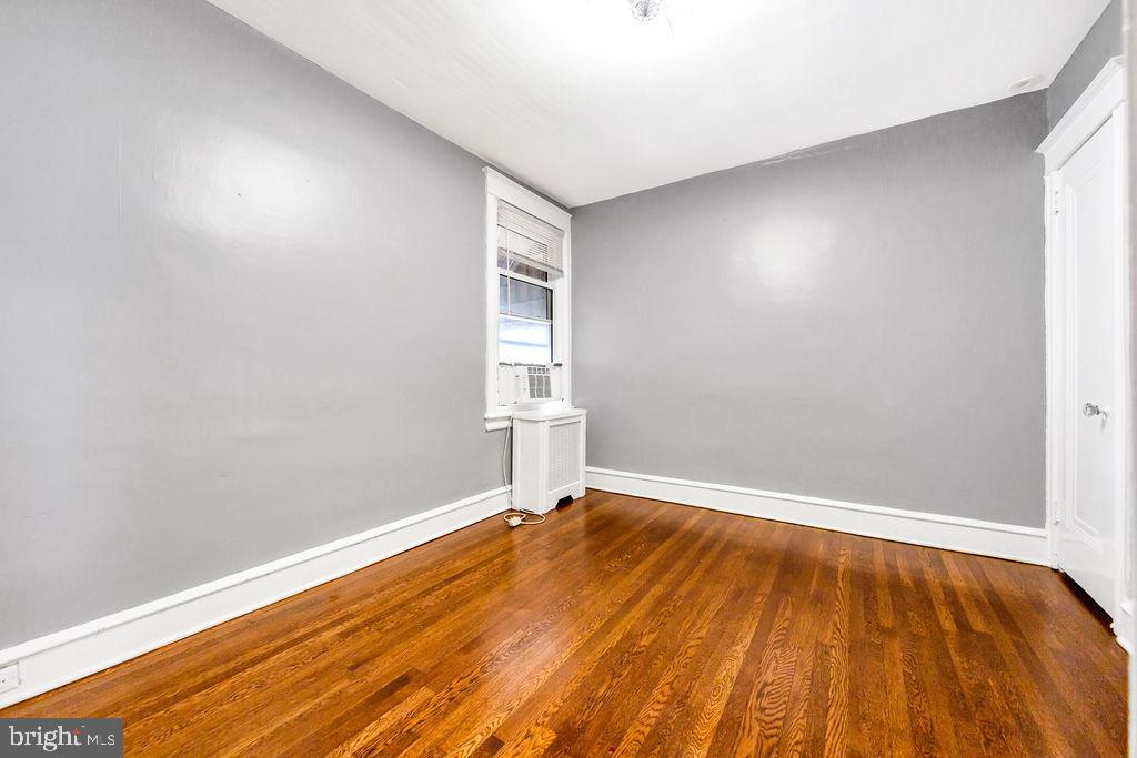 BEVERLY HILLS - Residential