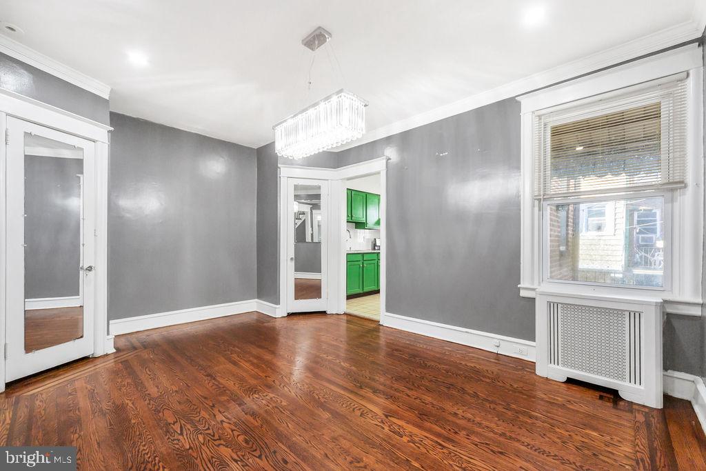 BEVERLY HILLS - Residential