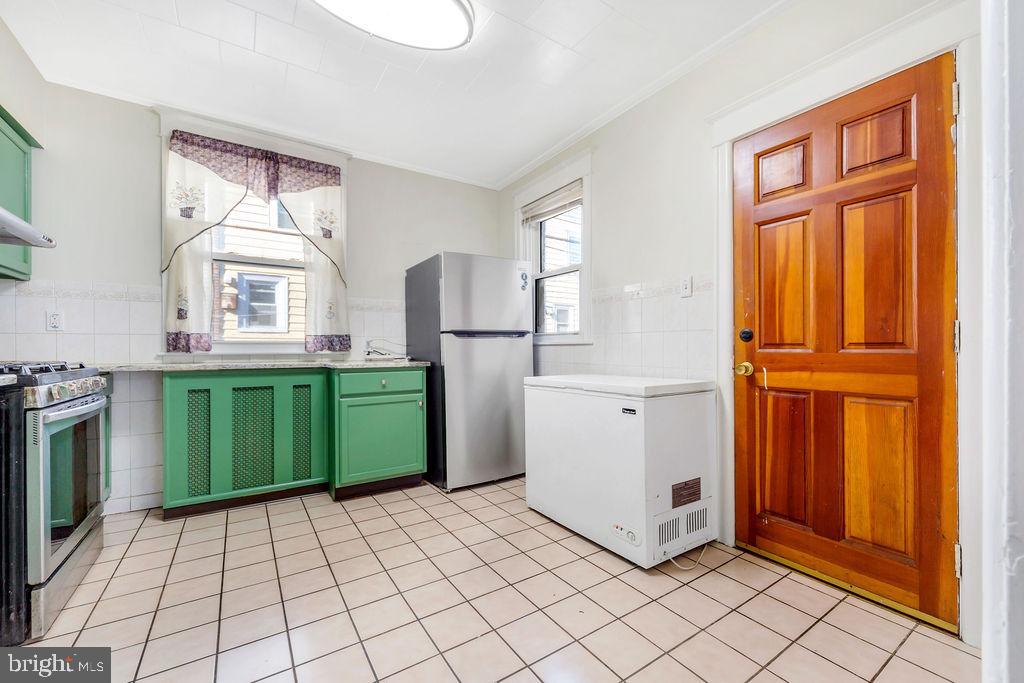 BEVERLY HILLS - Residential