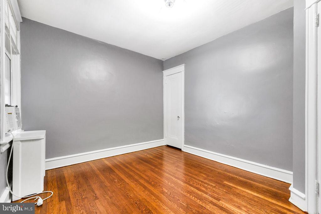 BEVERLY HILLS - Residential