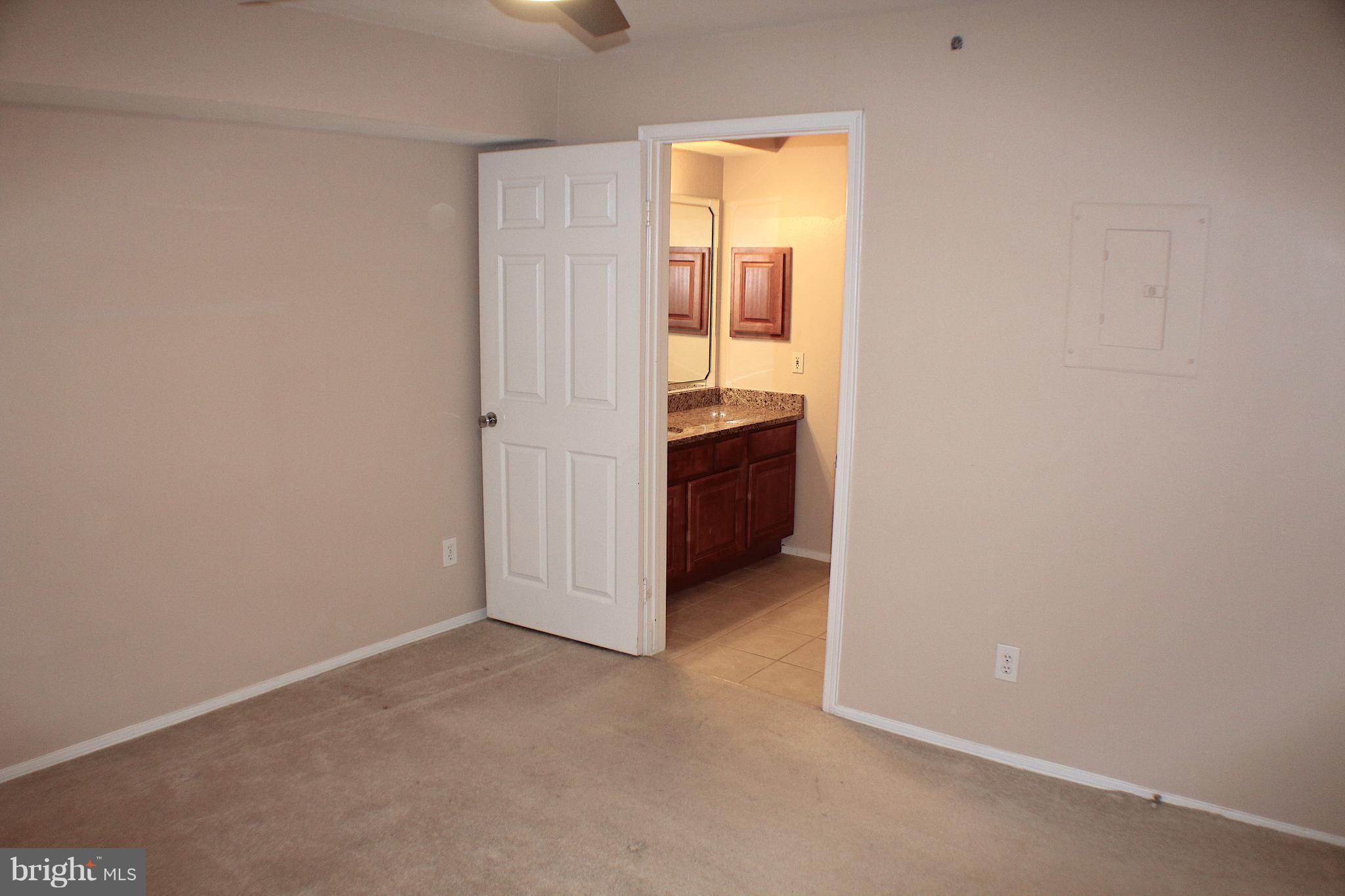 POINTE AT PARK CENTER - Residential Lease