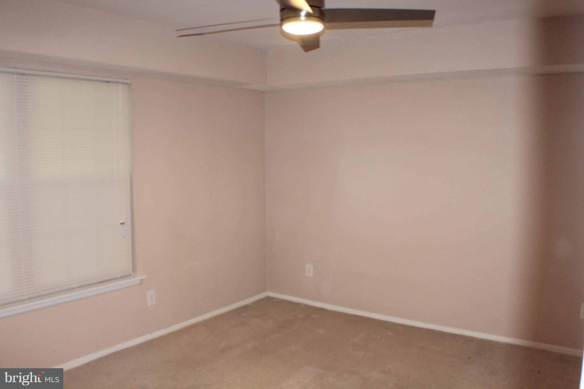 POINTE AT PARK CENTER - Residential Lease