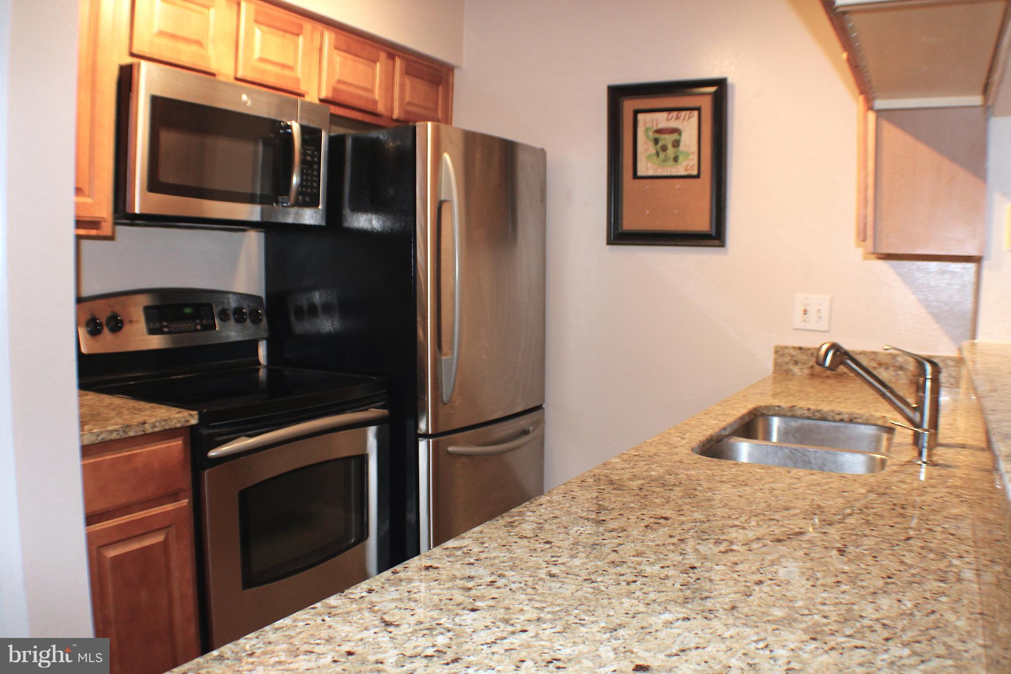 POINTE AT PARK CENTER - Residential Lease