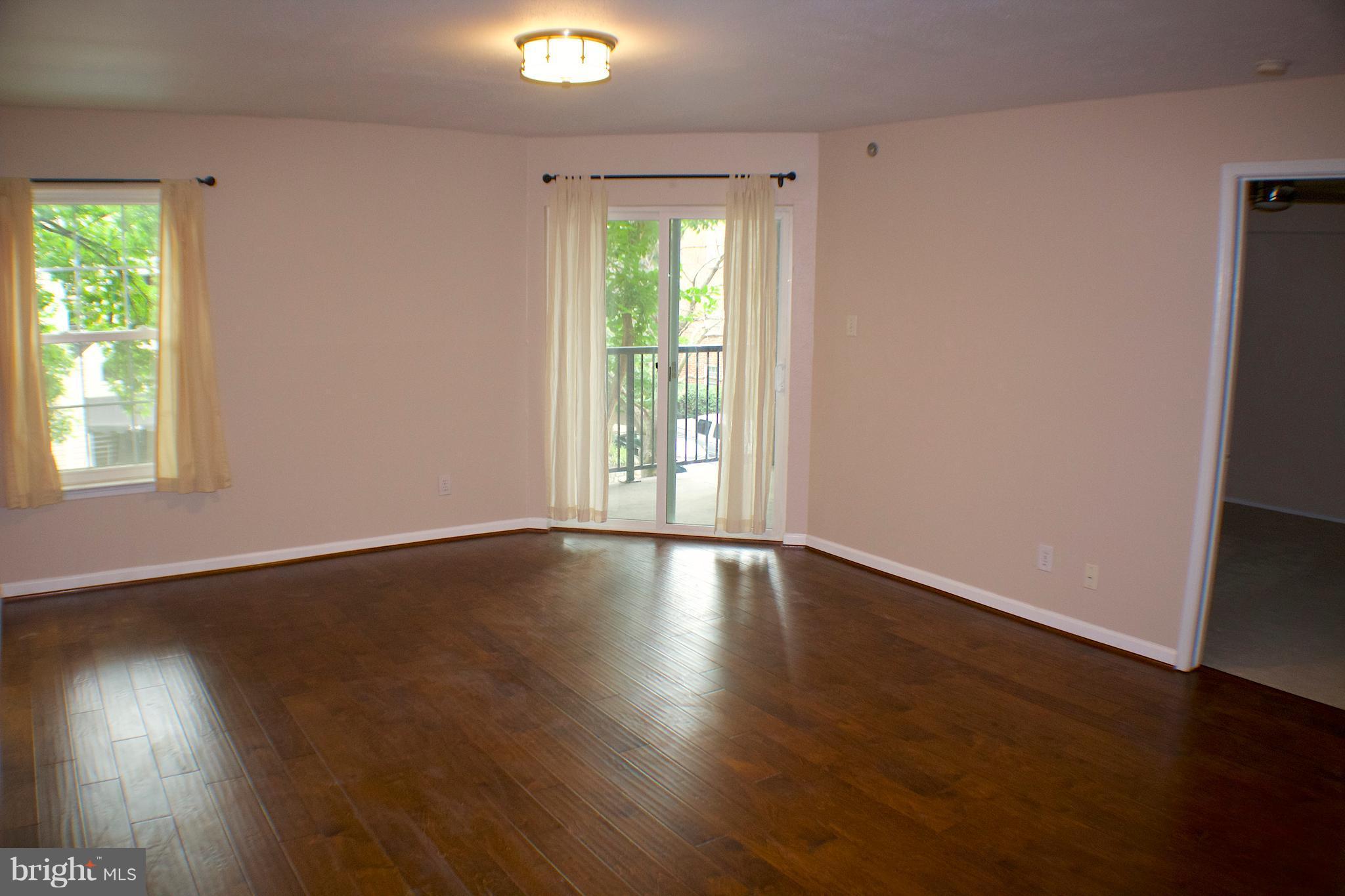 POINTE AT PARK CENTER - Residential Lease