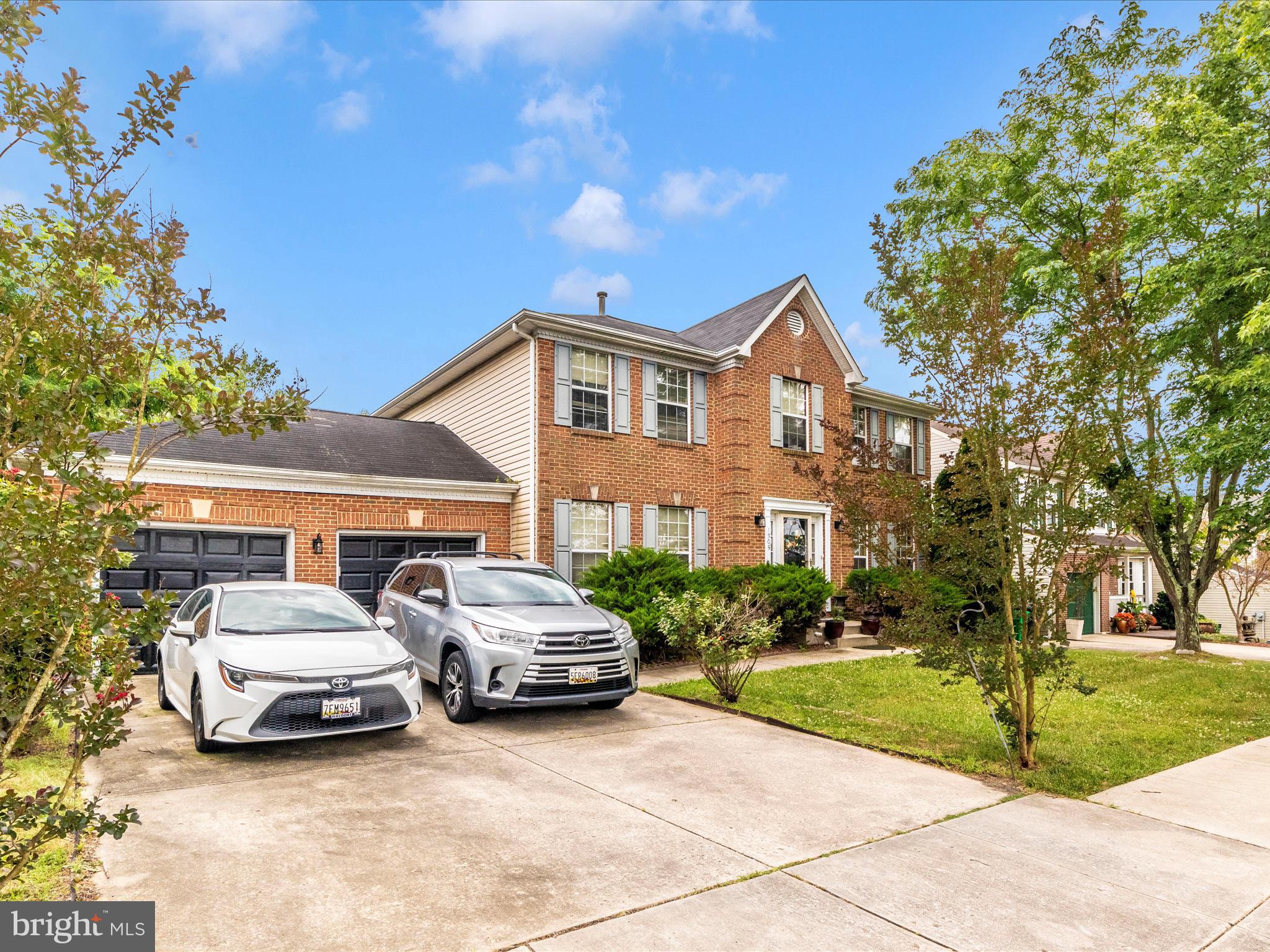 ARAGONA VILLAGE - Residential