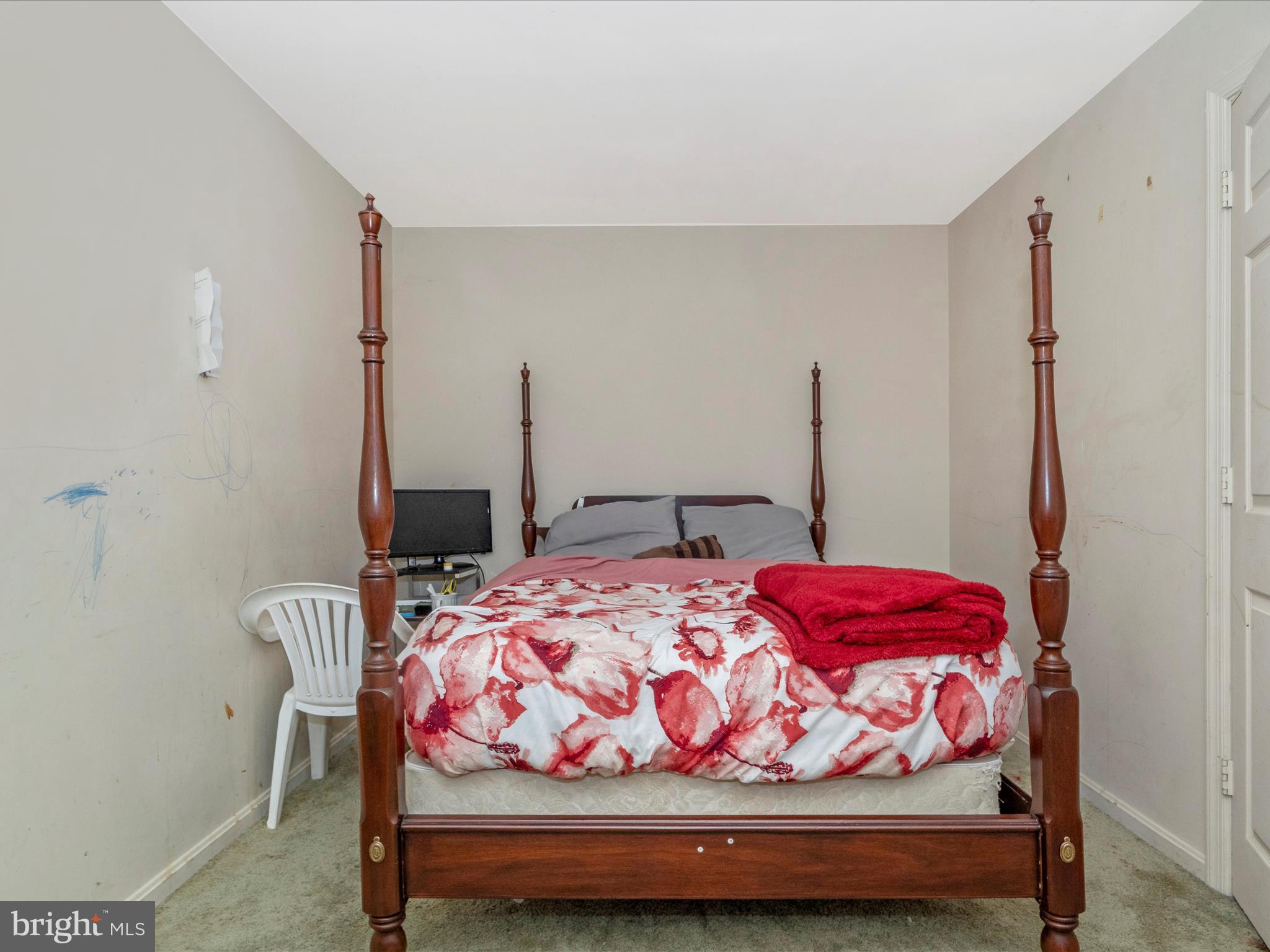 ARAGONA VILLAGE - Residential