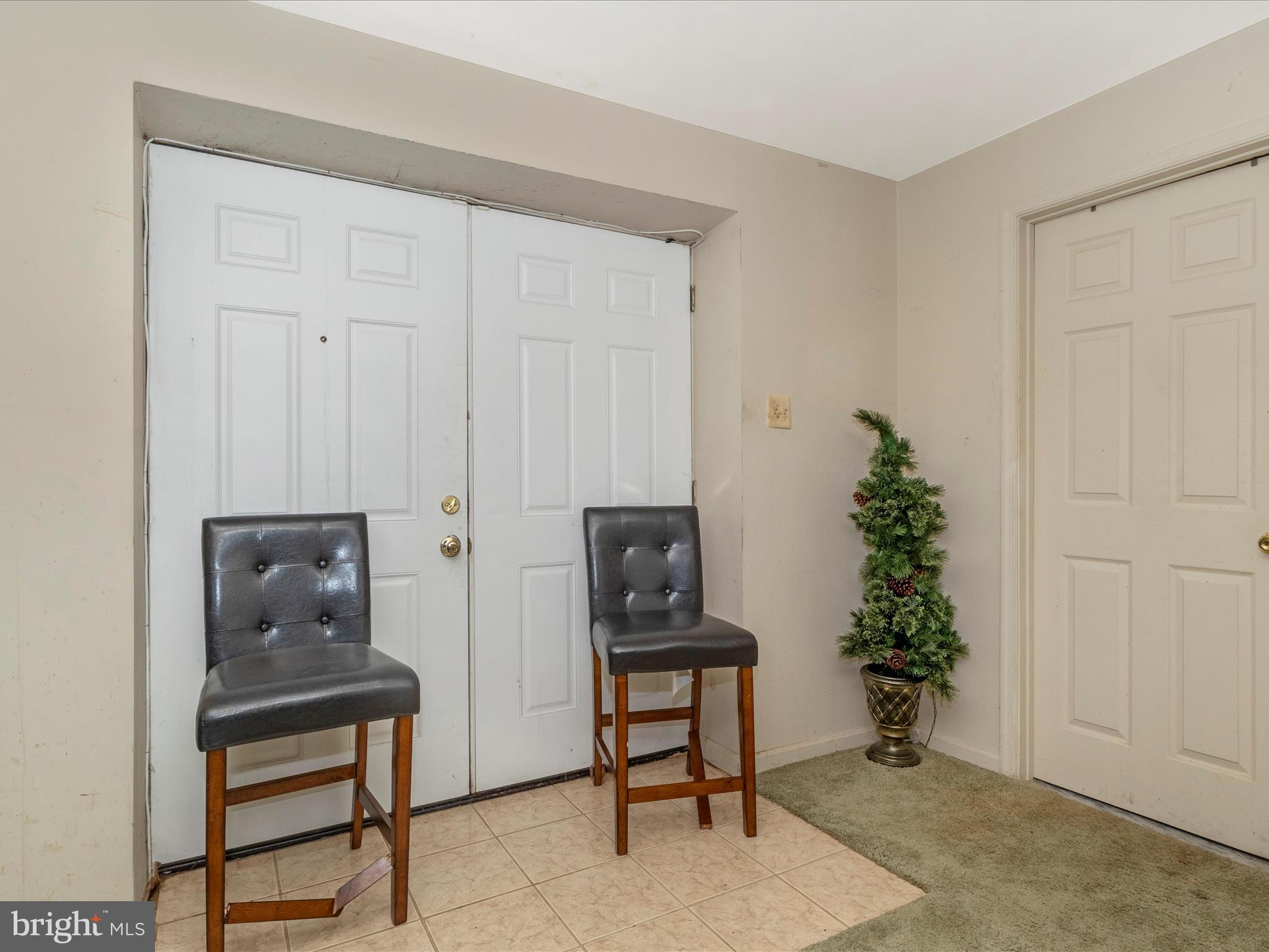 ARAGONA VILLAGE - Residential