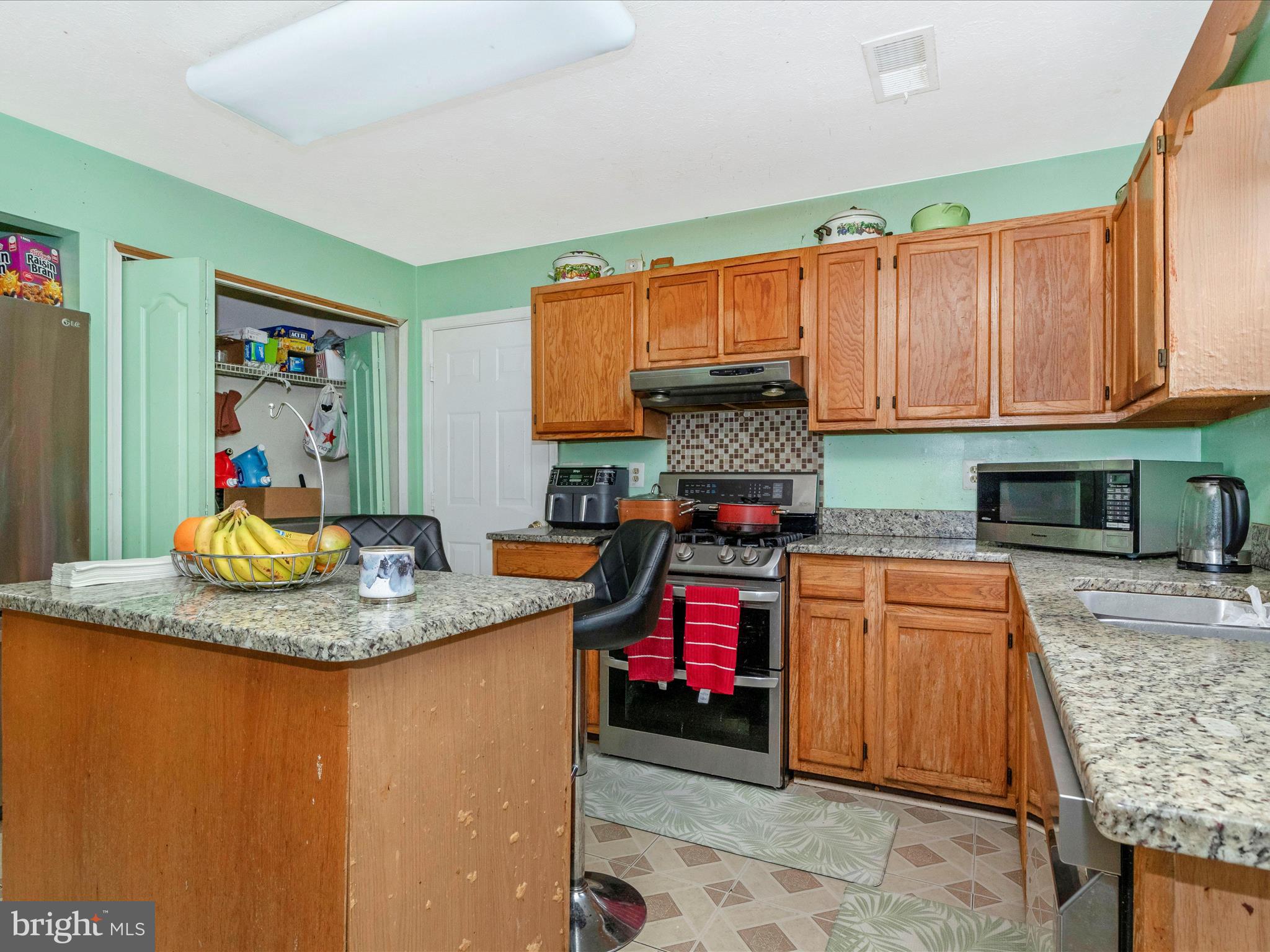 ARAGONA VILLAGE - Residential