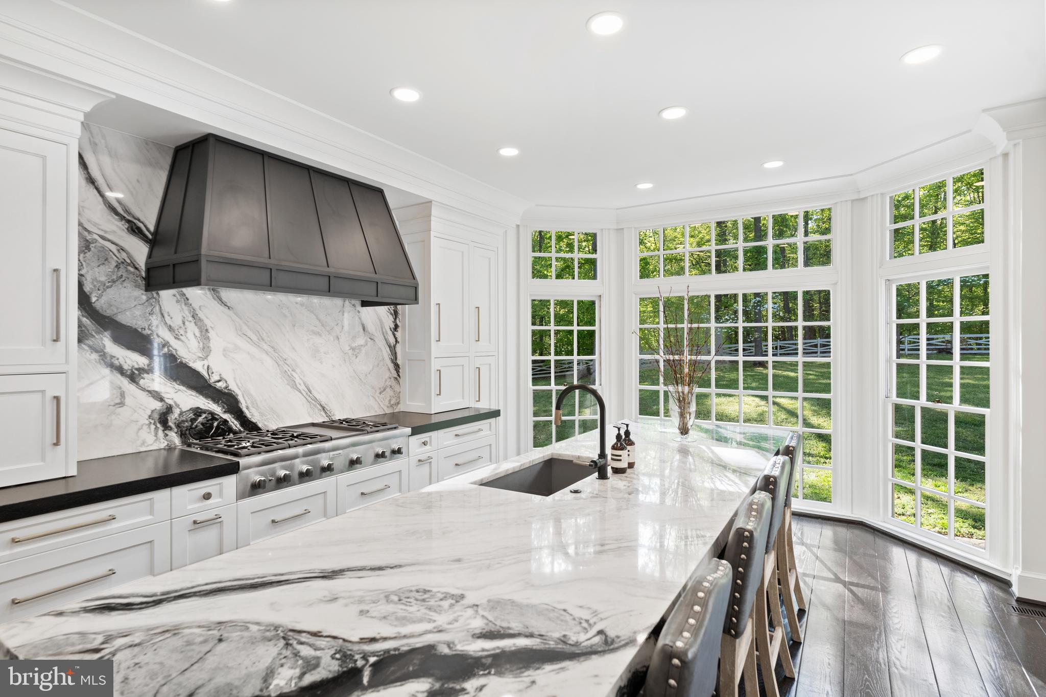 RIVE GAUCHE ESTATES - Residential