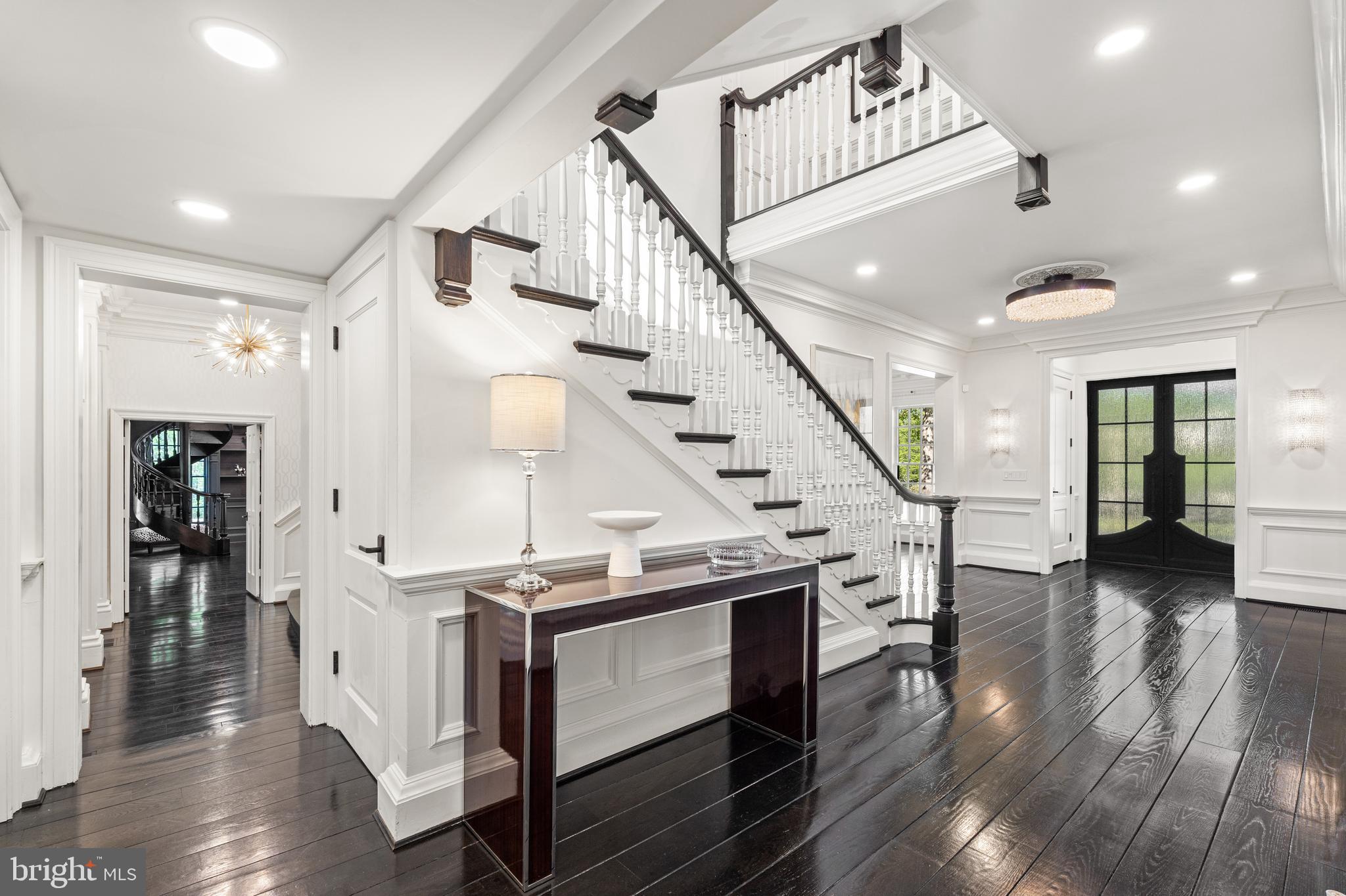 RIVE GAUCHE ESTATES - Residential