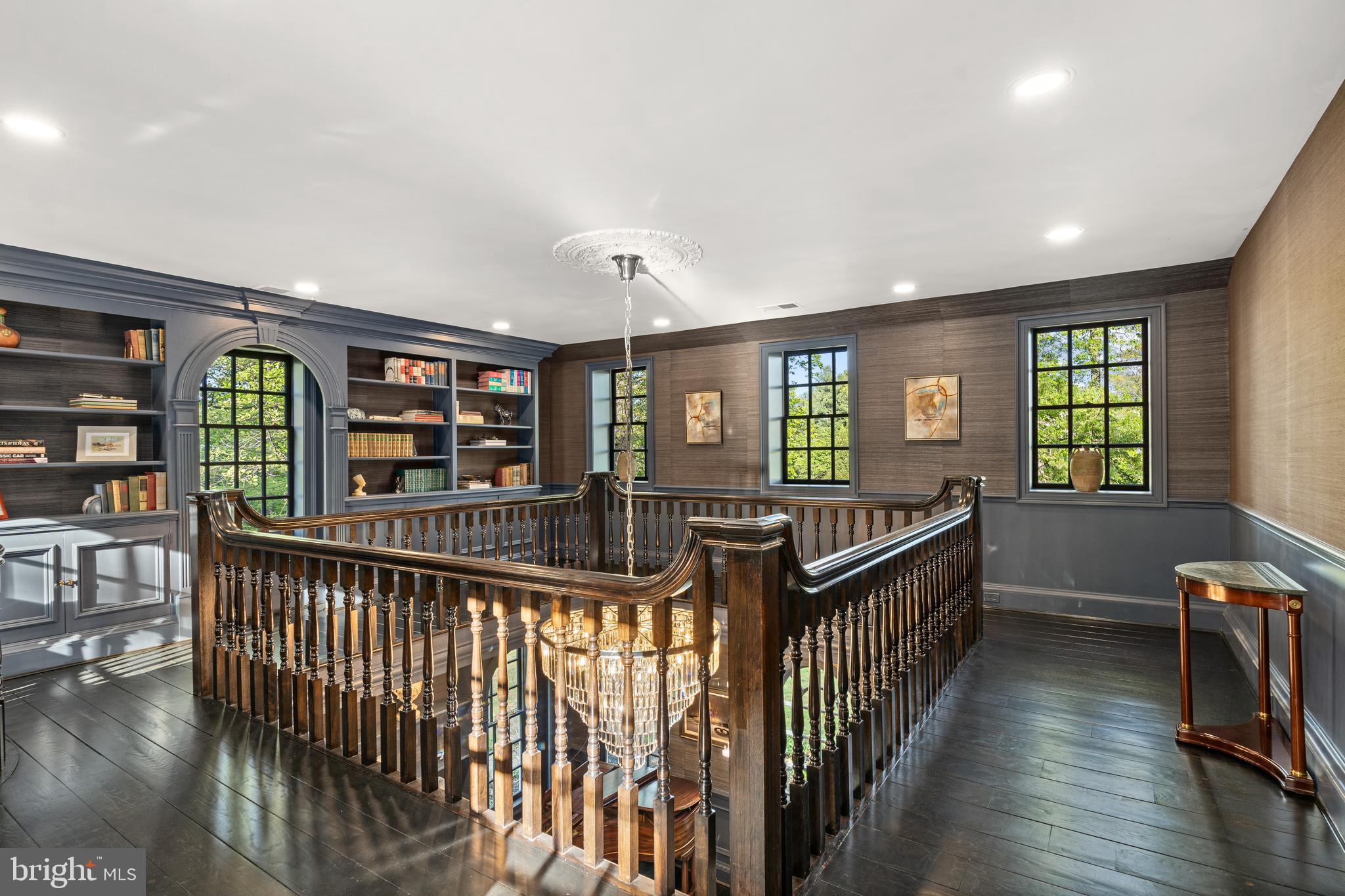 RIVE GAUCHE ESTATES - Residential