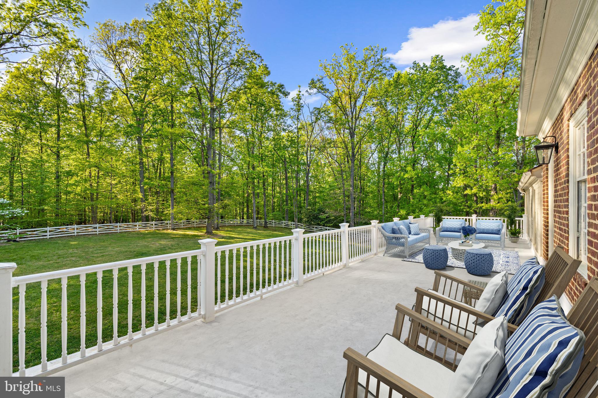 RIVE GAUCHE ESTATES - Residential