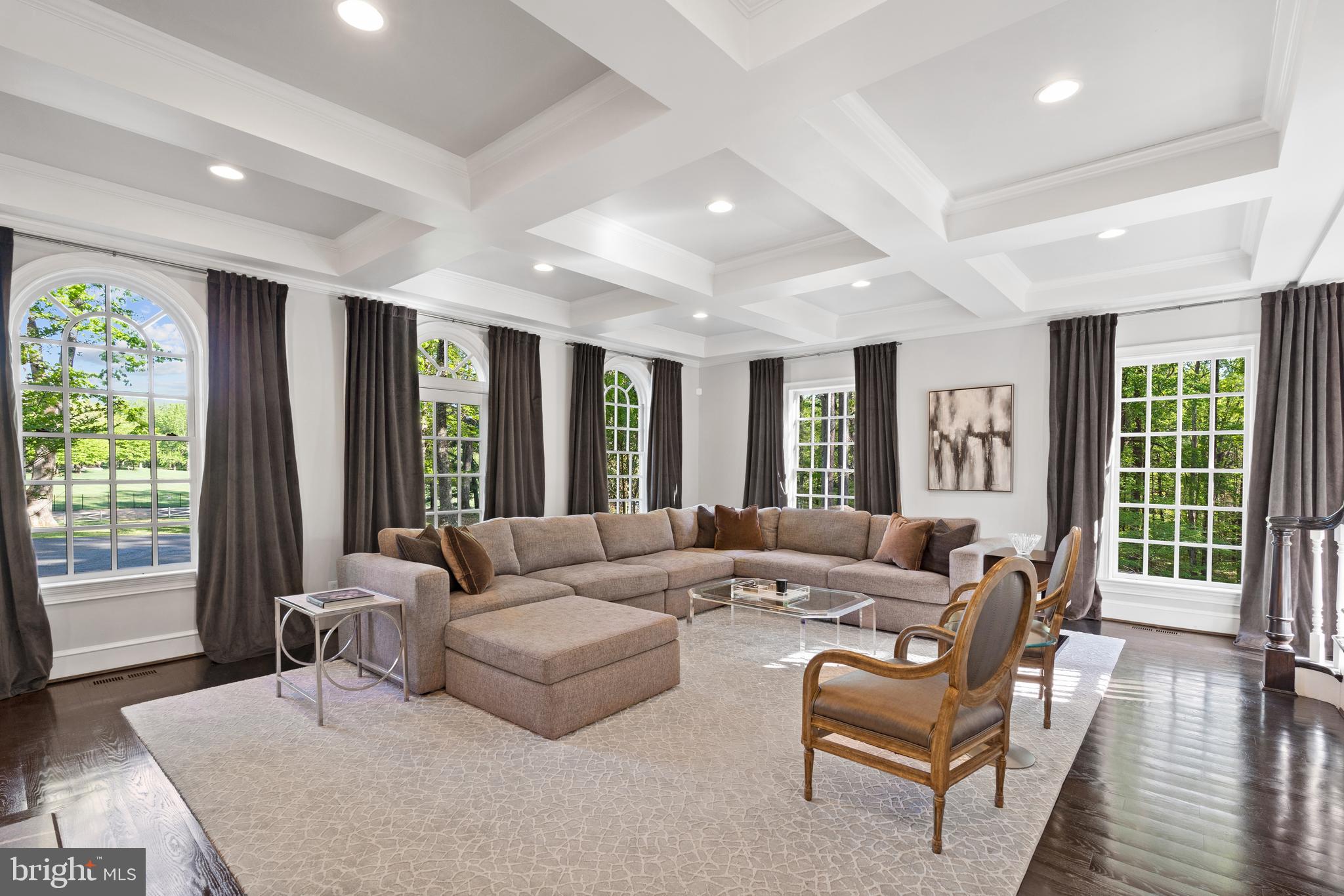 RIVE GAUCHE ESTATES - Residential