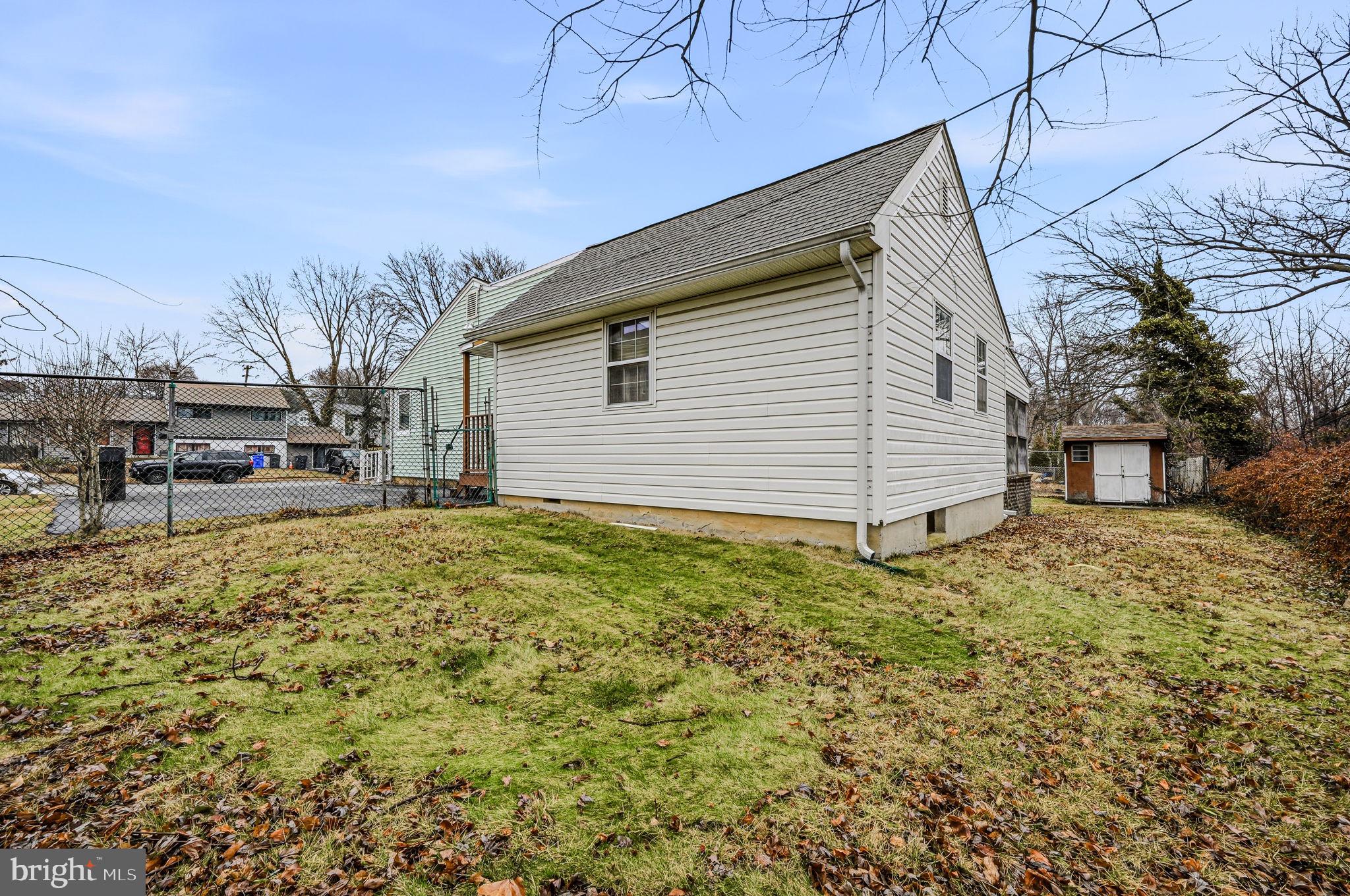 ASHBOURNE HILLS - Residential