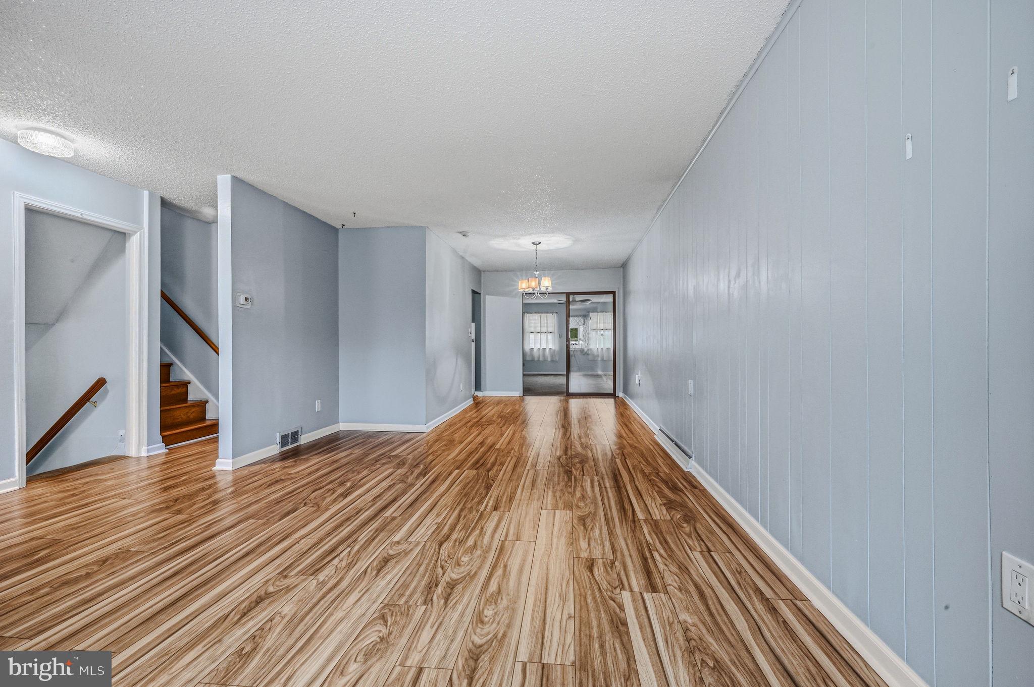 ASHBOURNE HILLS - Residential