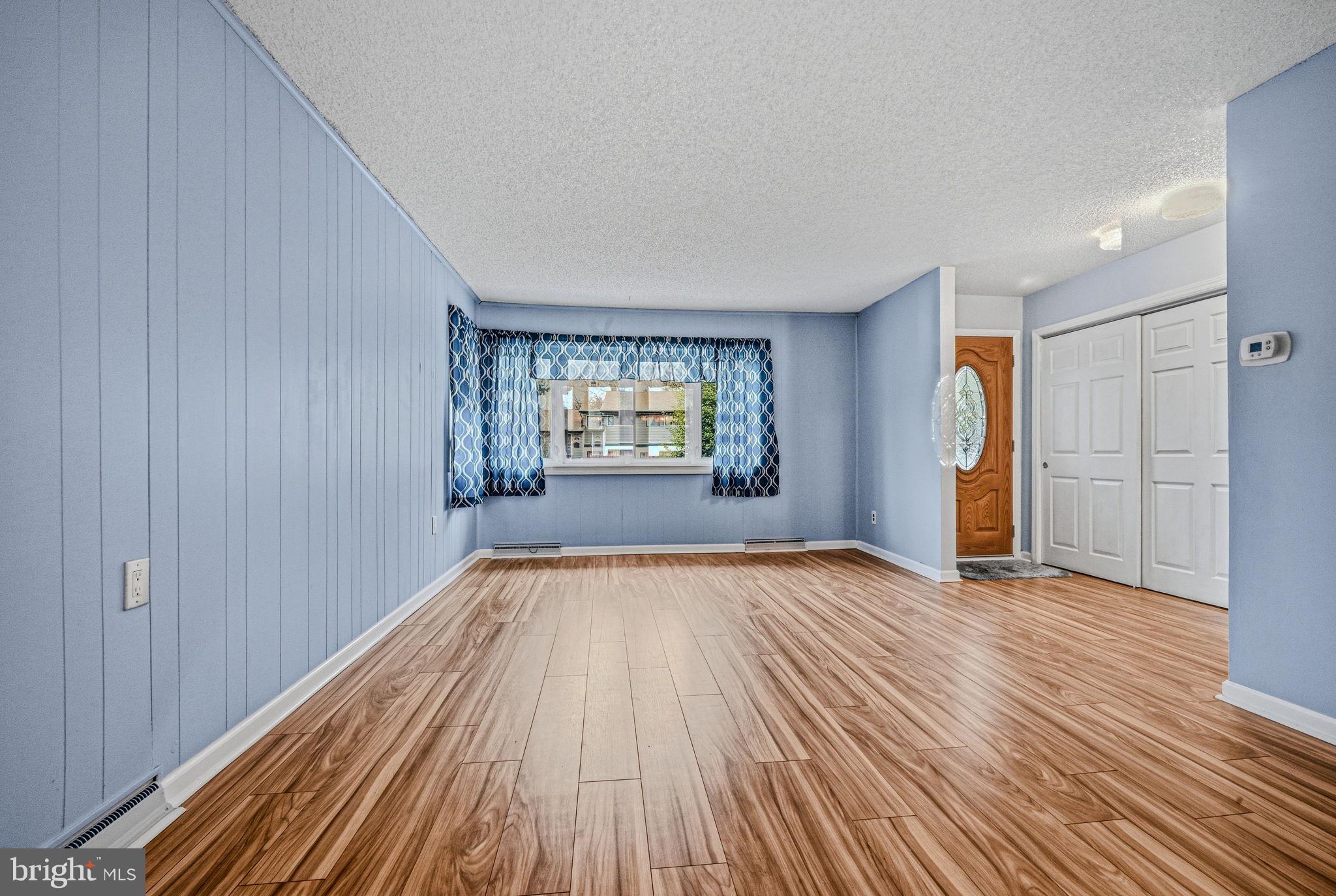 ASHBOURNE HILLS - Residential