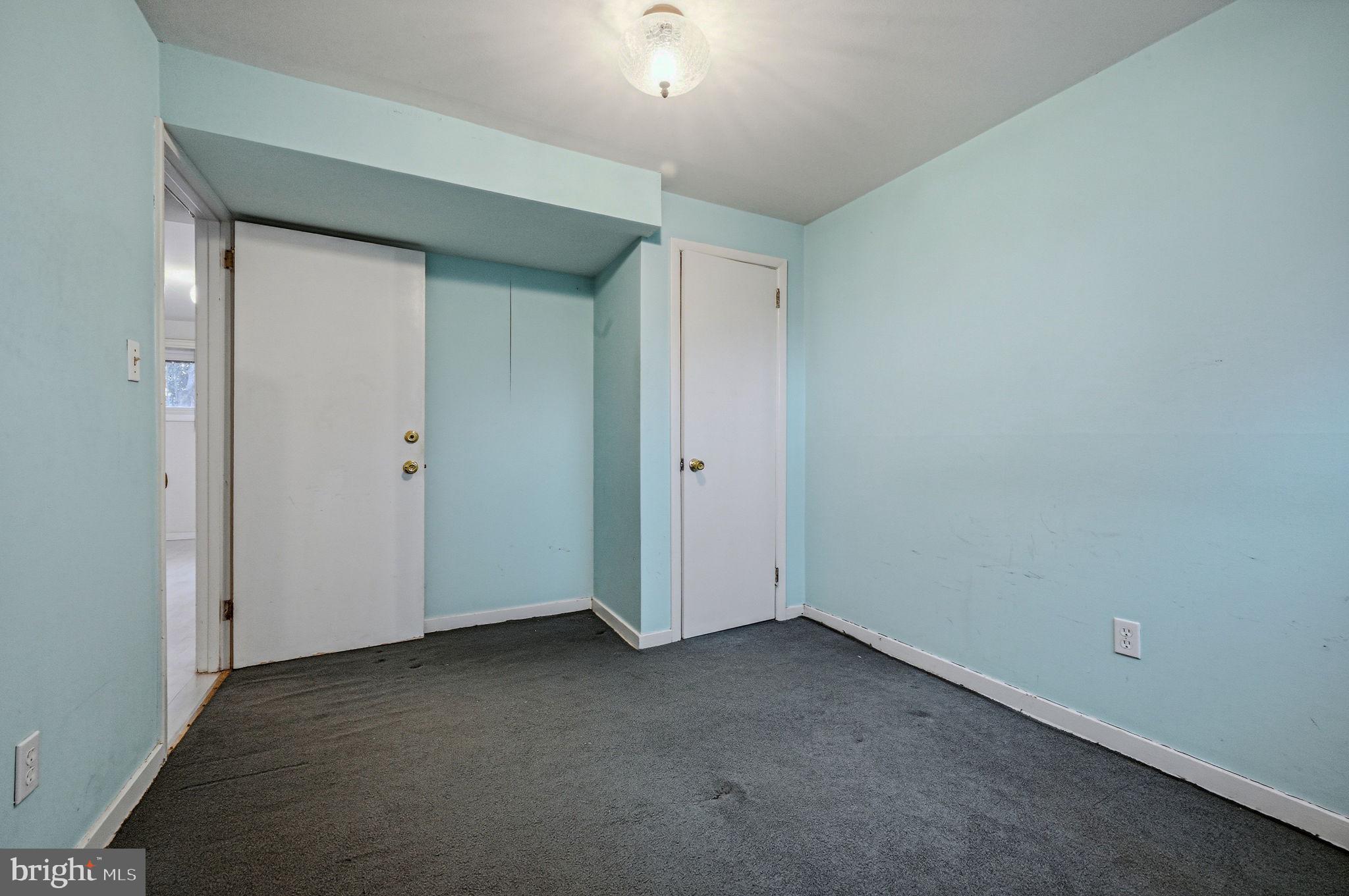 ASHBOURNE HILLS - Residential