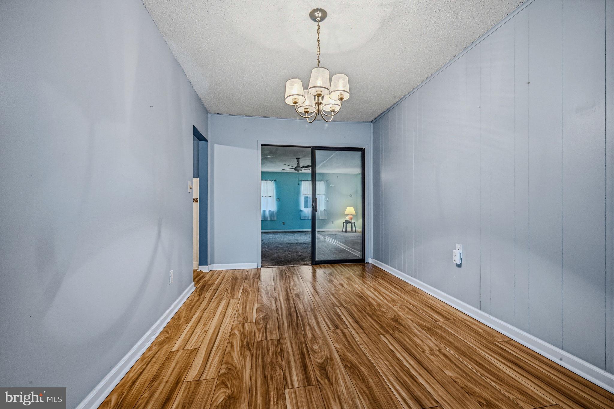 ASHBOURNE HILLS - Residential