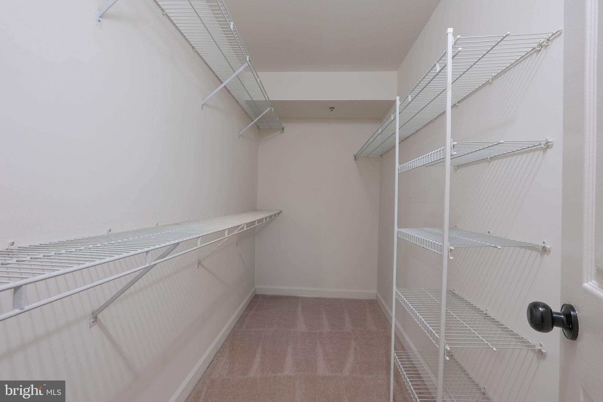 FAIRFIELD HOUSE - Residential