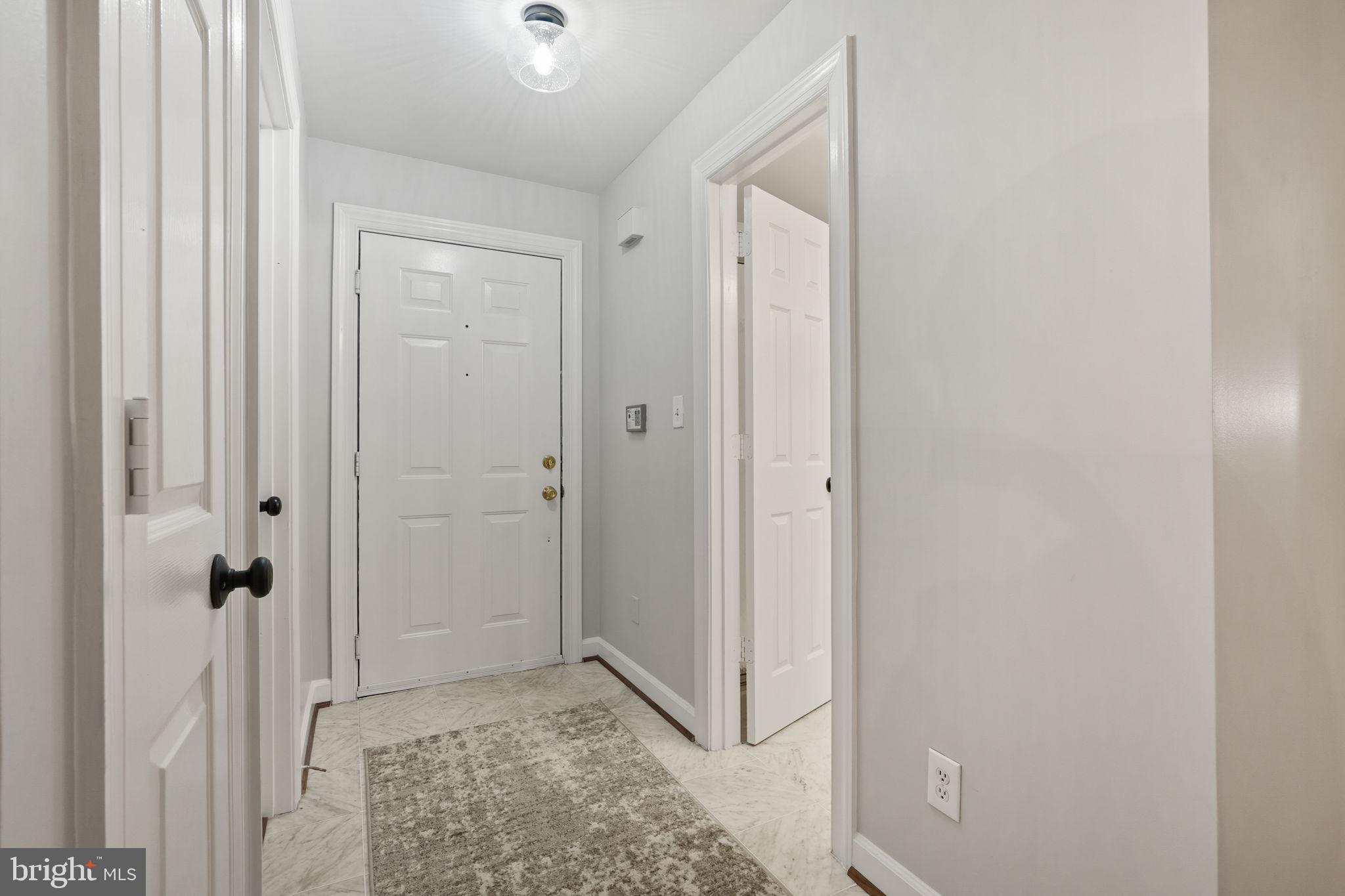 FAIRFIELD HOUSE - Residential