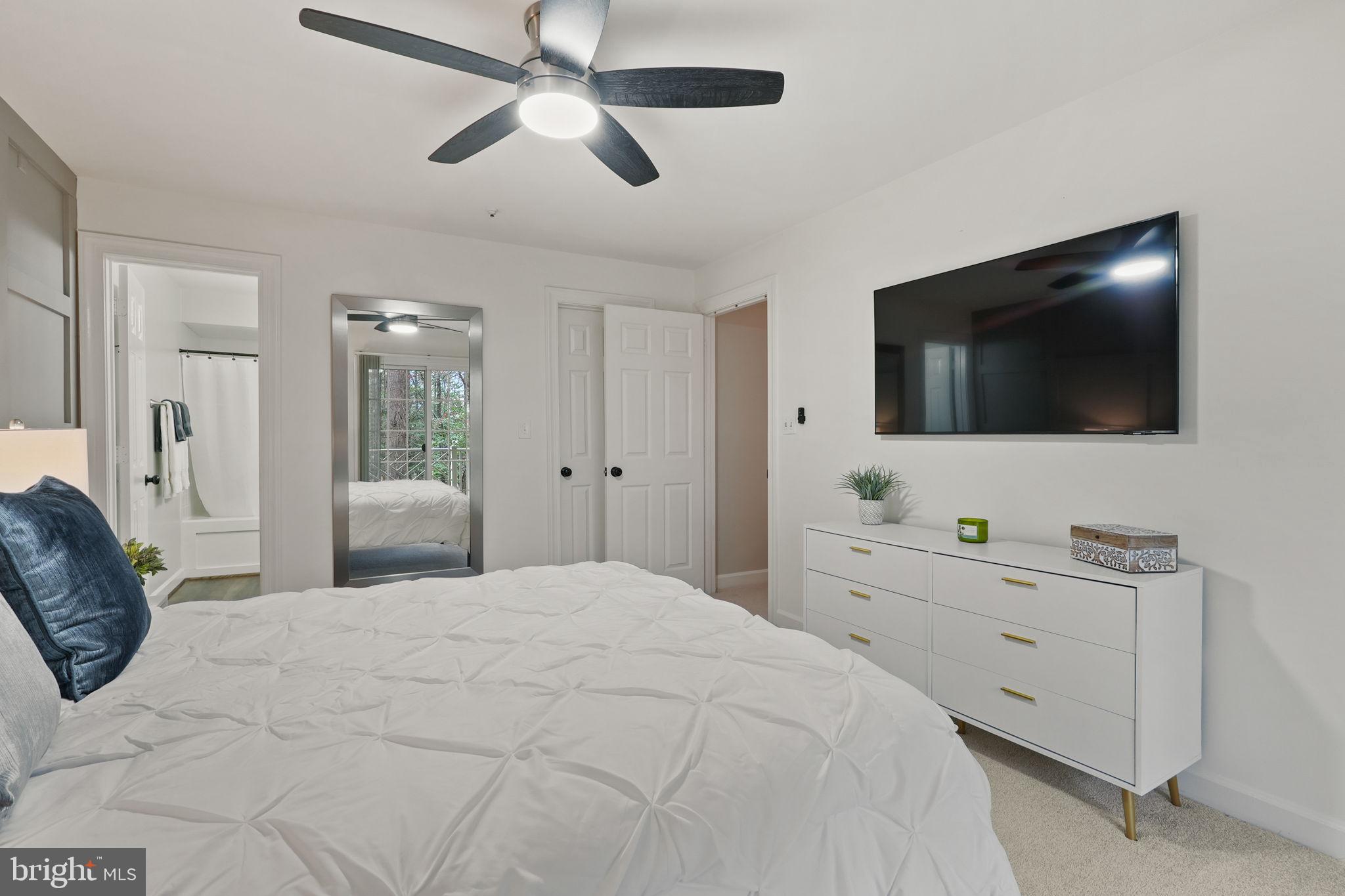 FAIRFIELD HOUSE - Residential