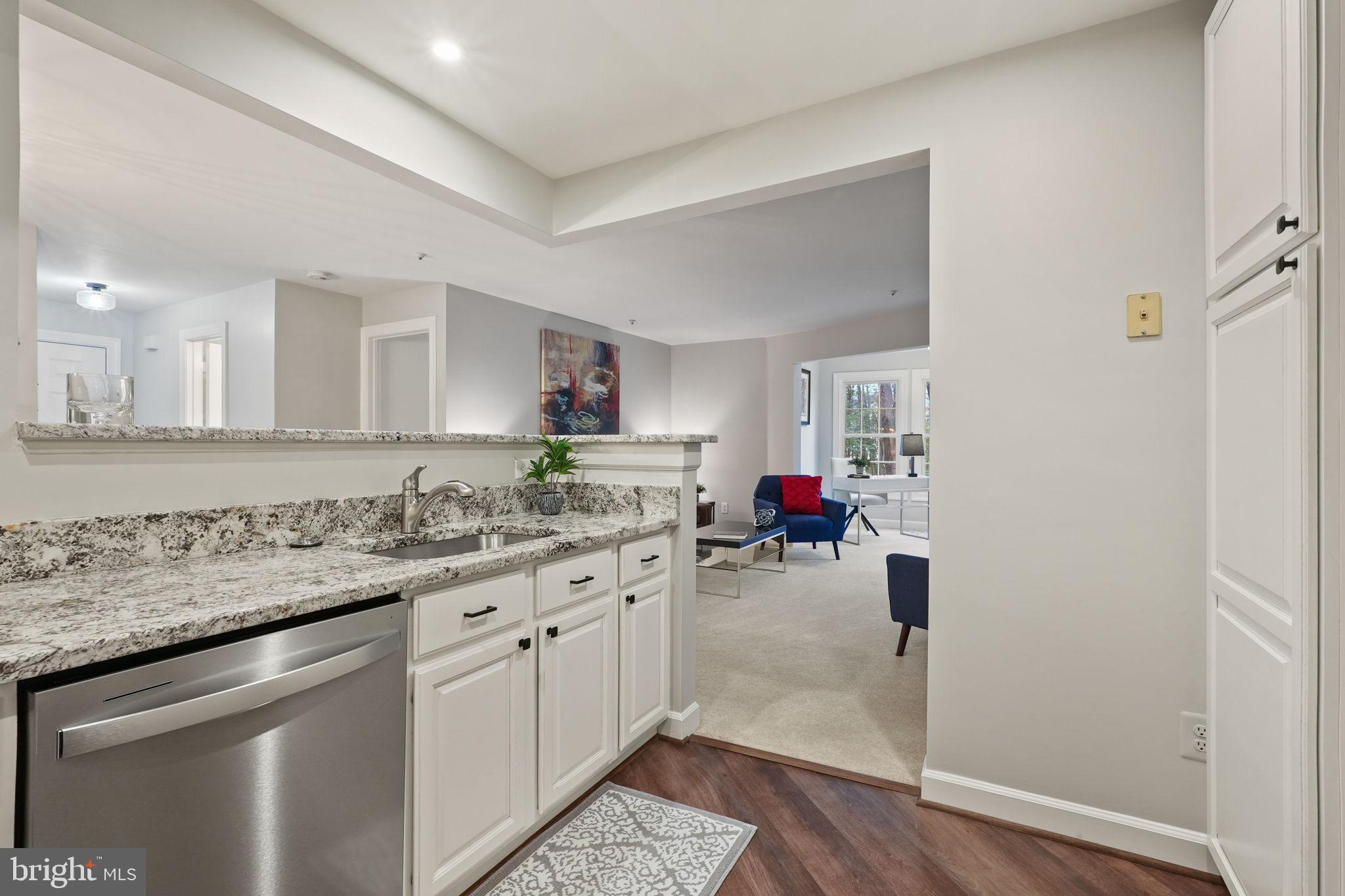 FAIRFIELD HOUSE - Residential