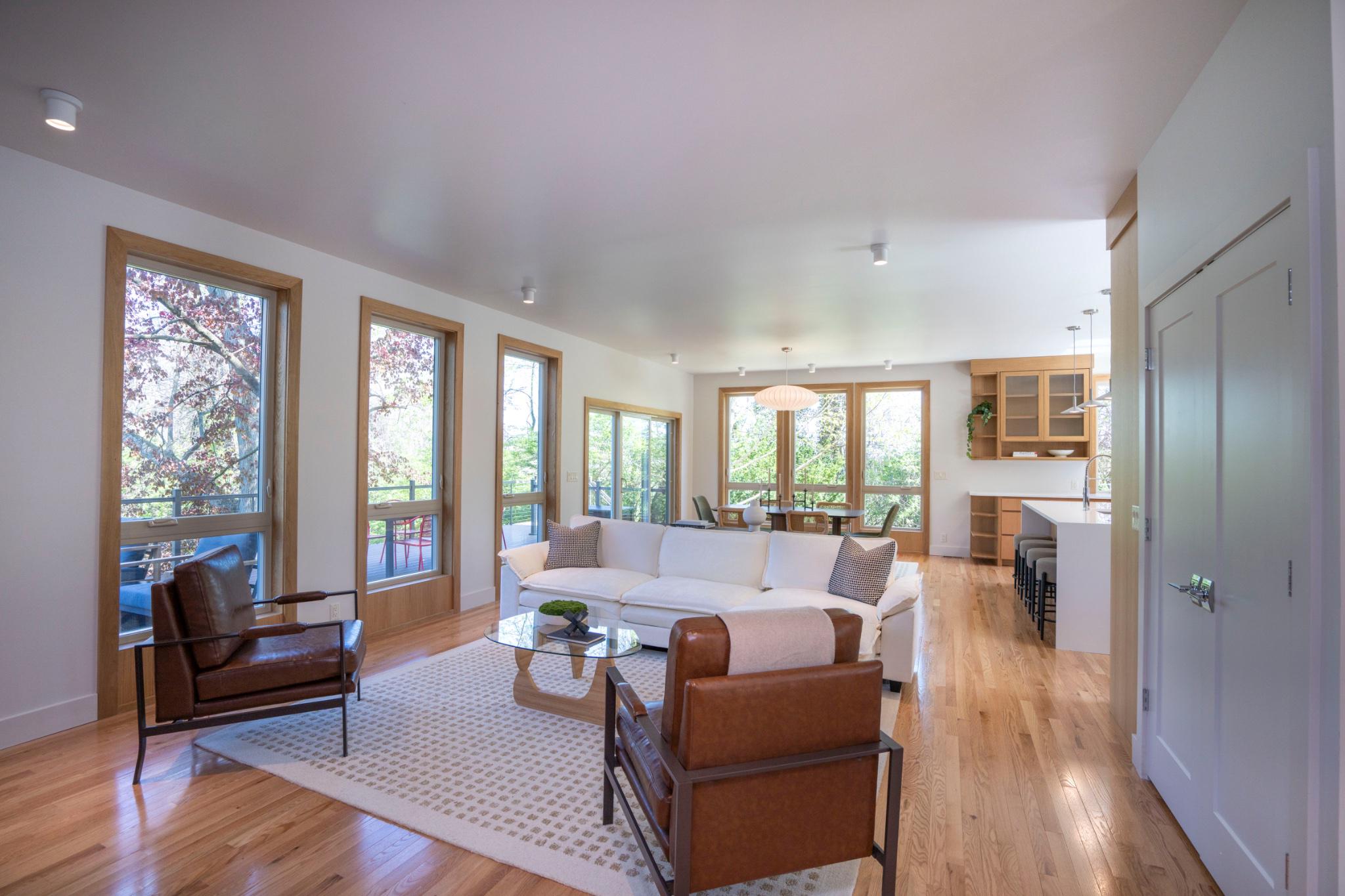 COLLEGE HEIGHTS - Residential