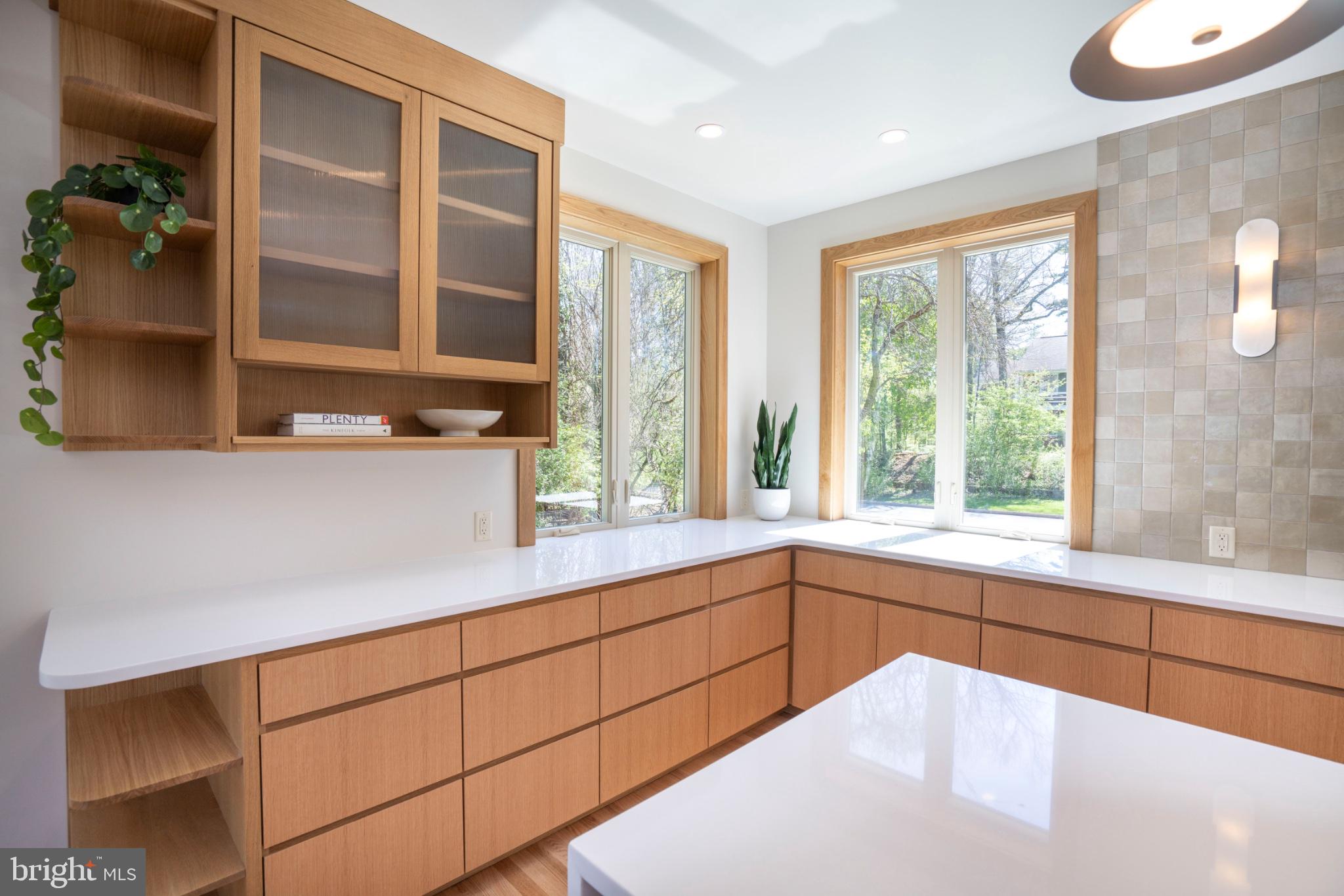 COLLEGE HEIGHTS - Residential