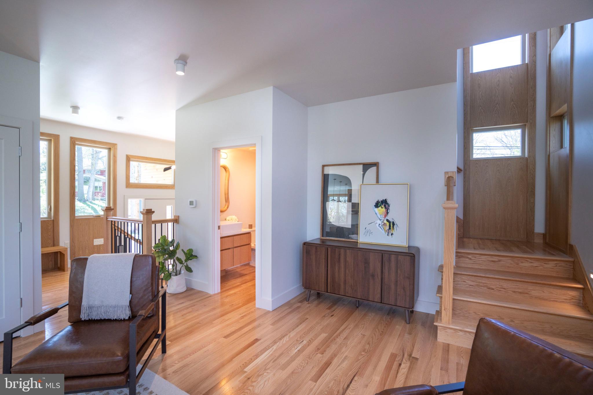 COLLEGE HEIGHTS - Residential