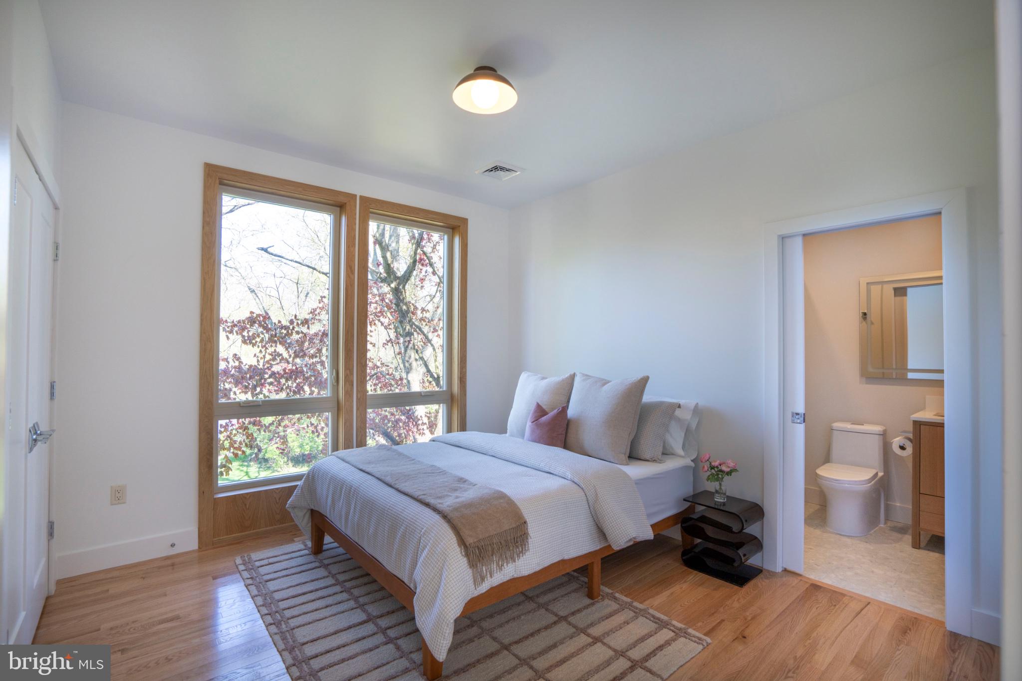 COLLEGE HEIGHTS - Residential