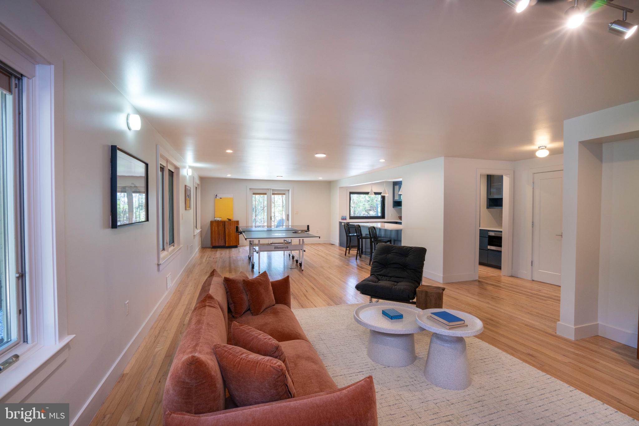 COLLEGE HEIGHTS - Residential