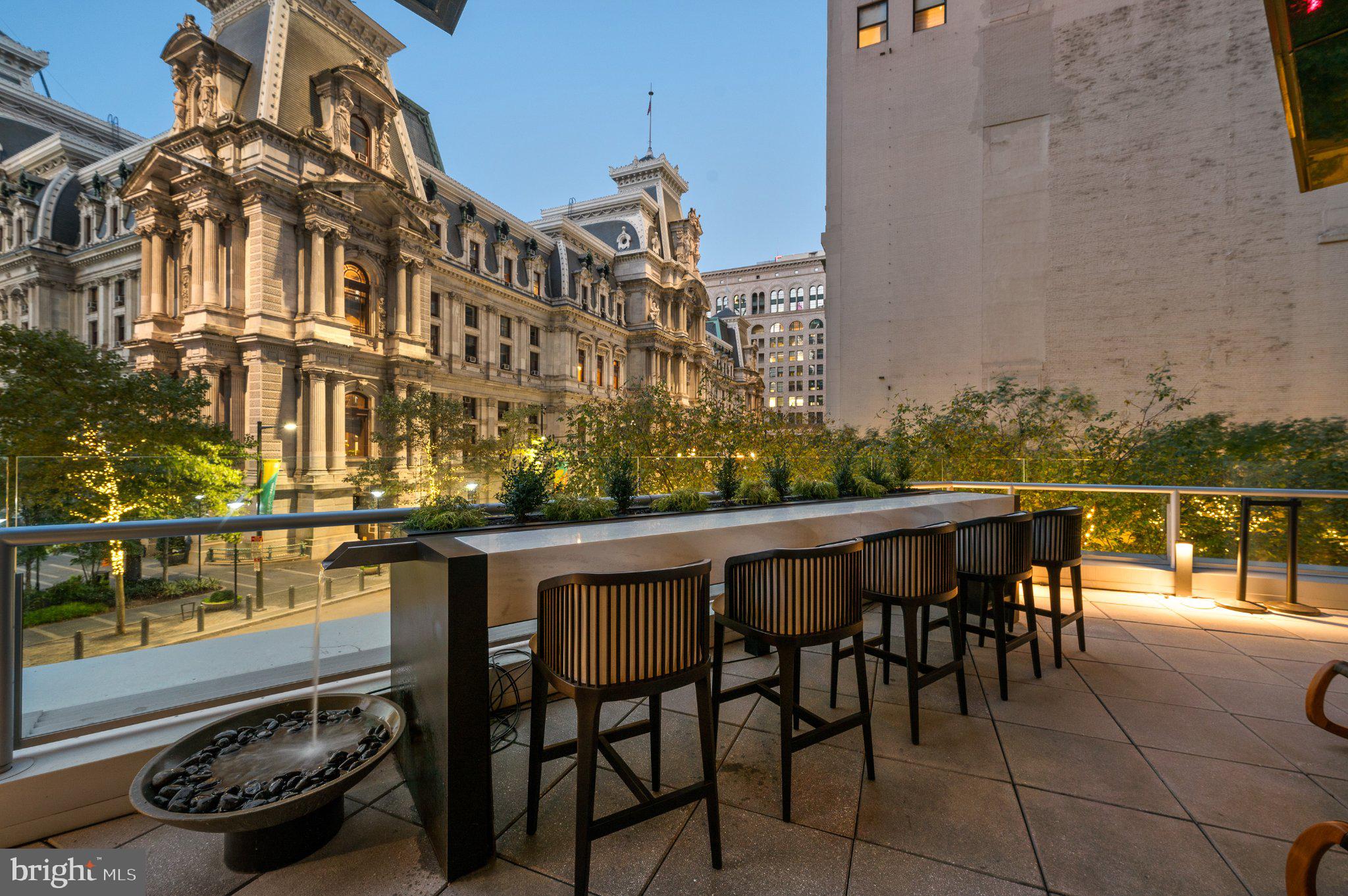 RITTENHOUSE SQUARE - Residential