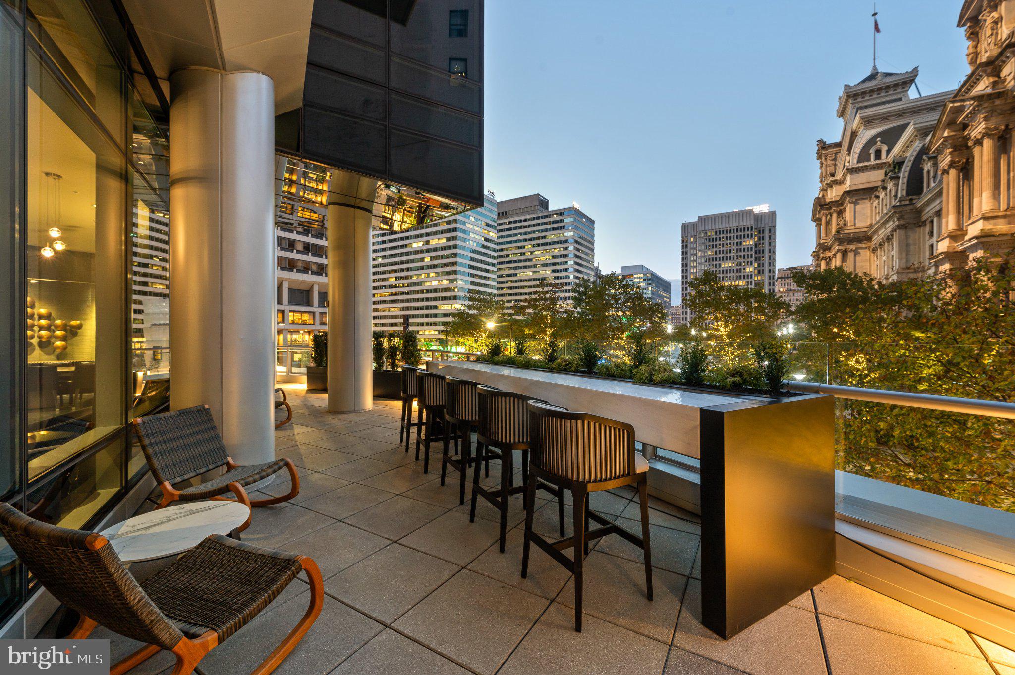 RITTENHOUSE SQUARE - Residential