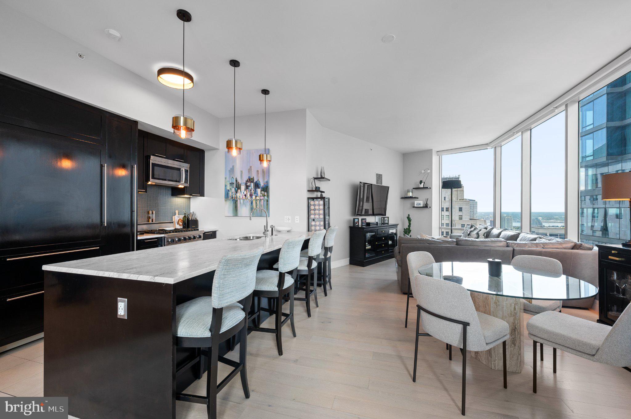 RITTENHOUSE SQUARE - Residential