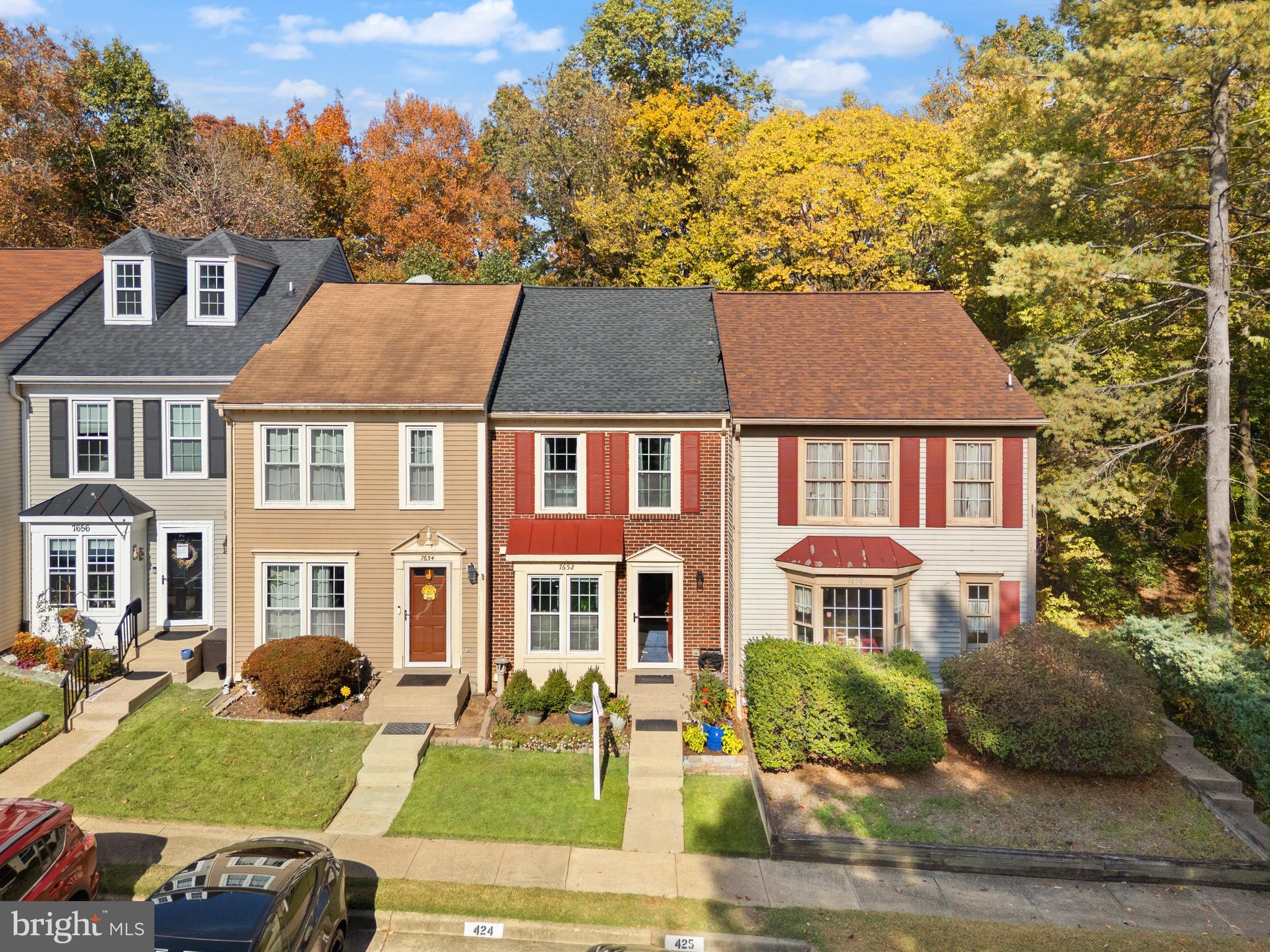 SPRINGFIELD OAKS - Residential