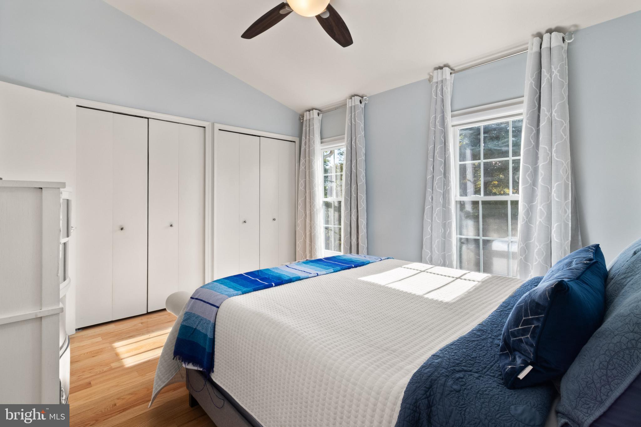 SPRINGFIELD OAKS - Residential