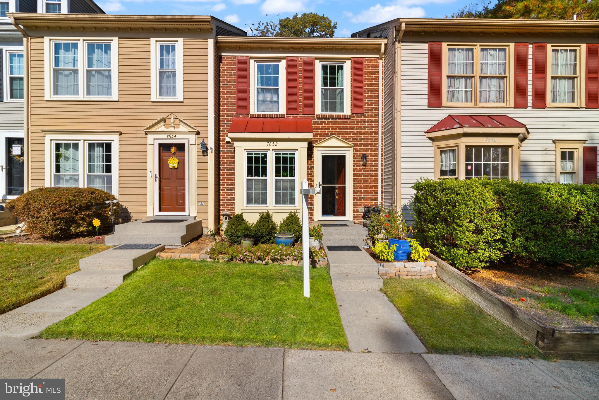 SPRINGFIELD OAKS - Residential