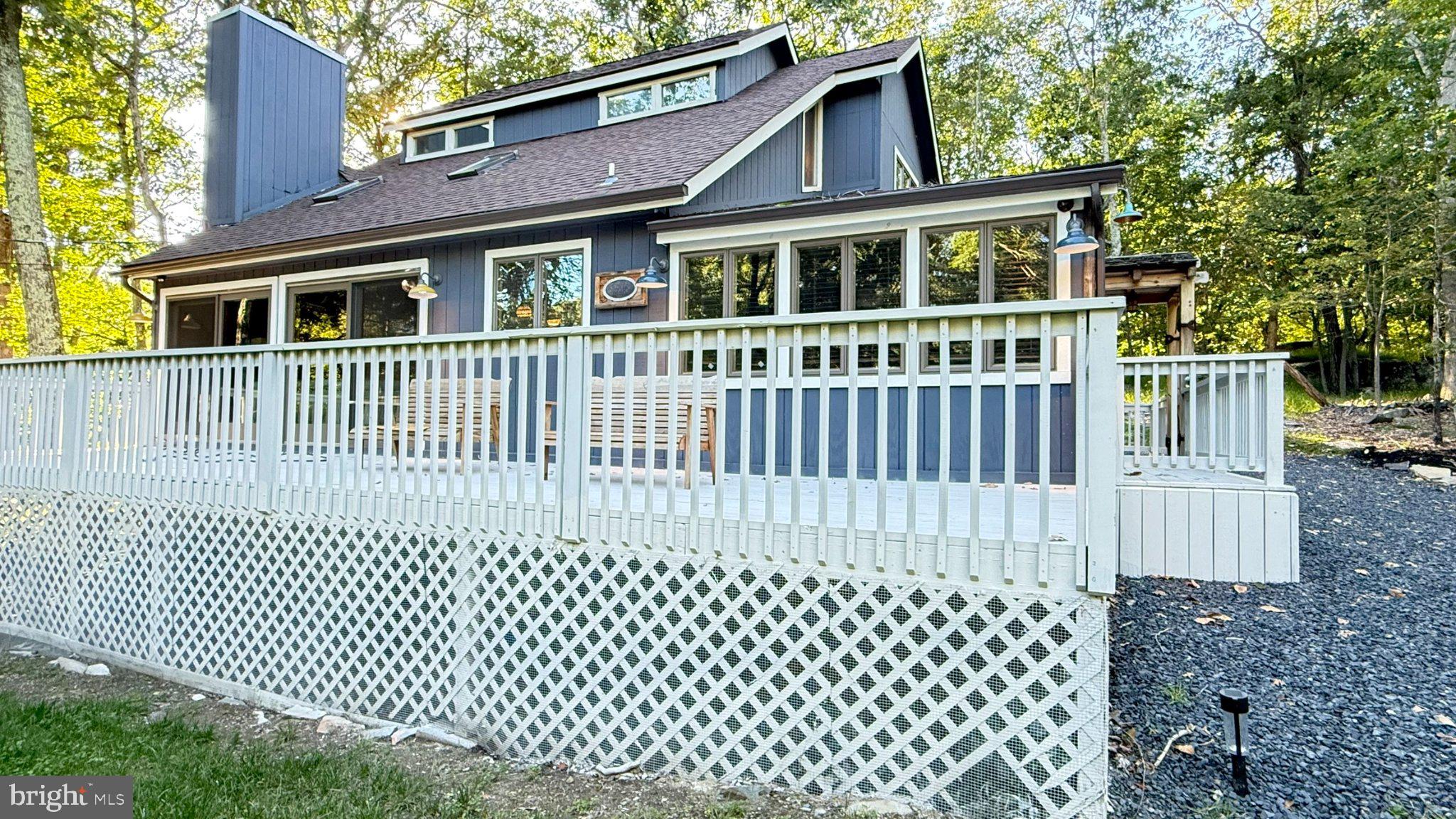 2120 APLEY DRIVE