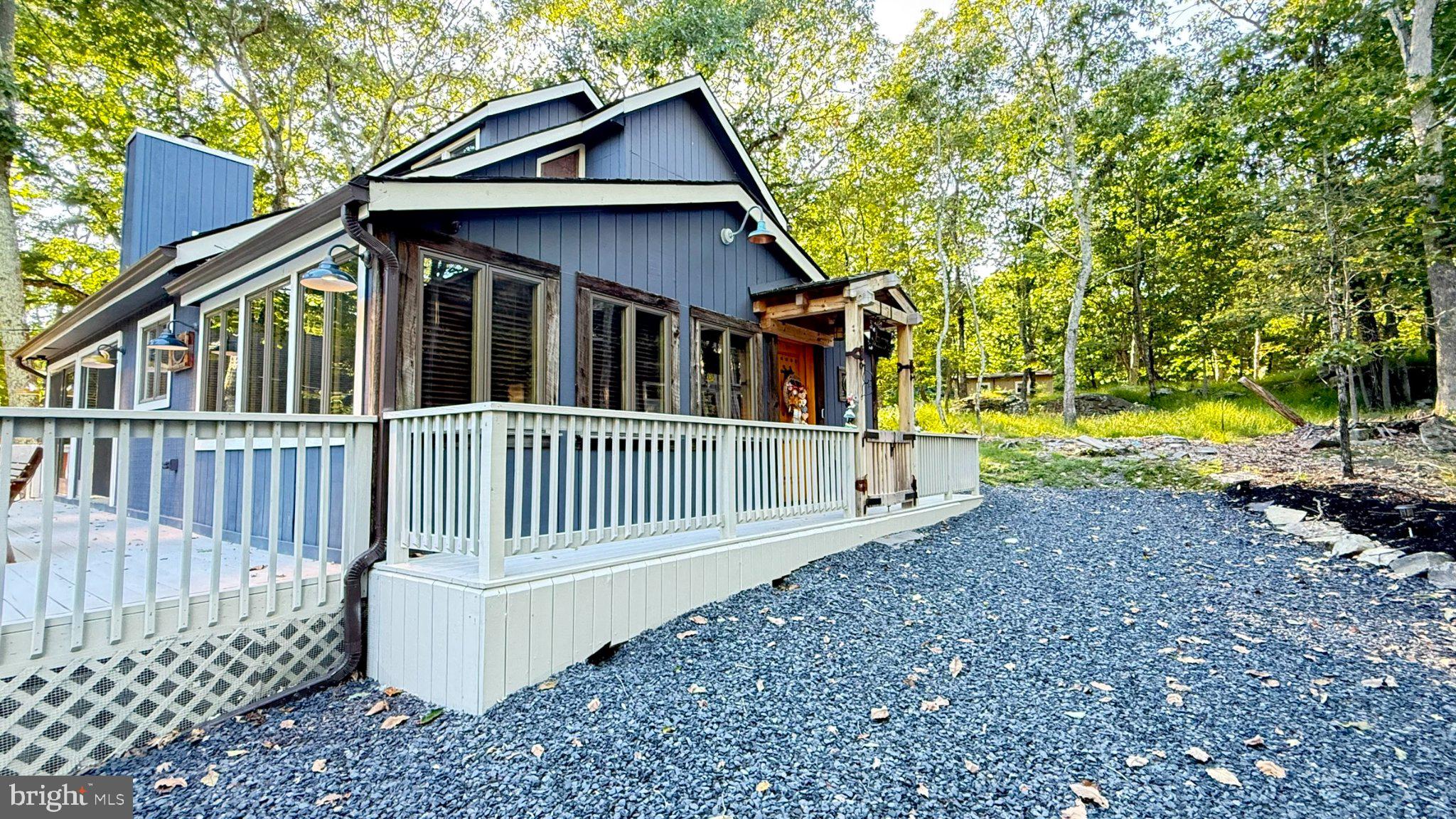 2120 APLEY DRIVE