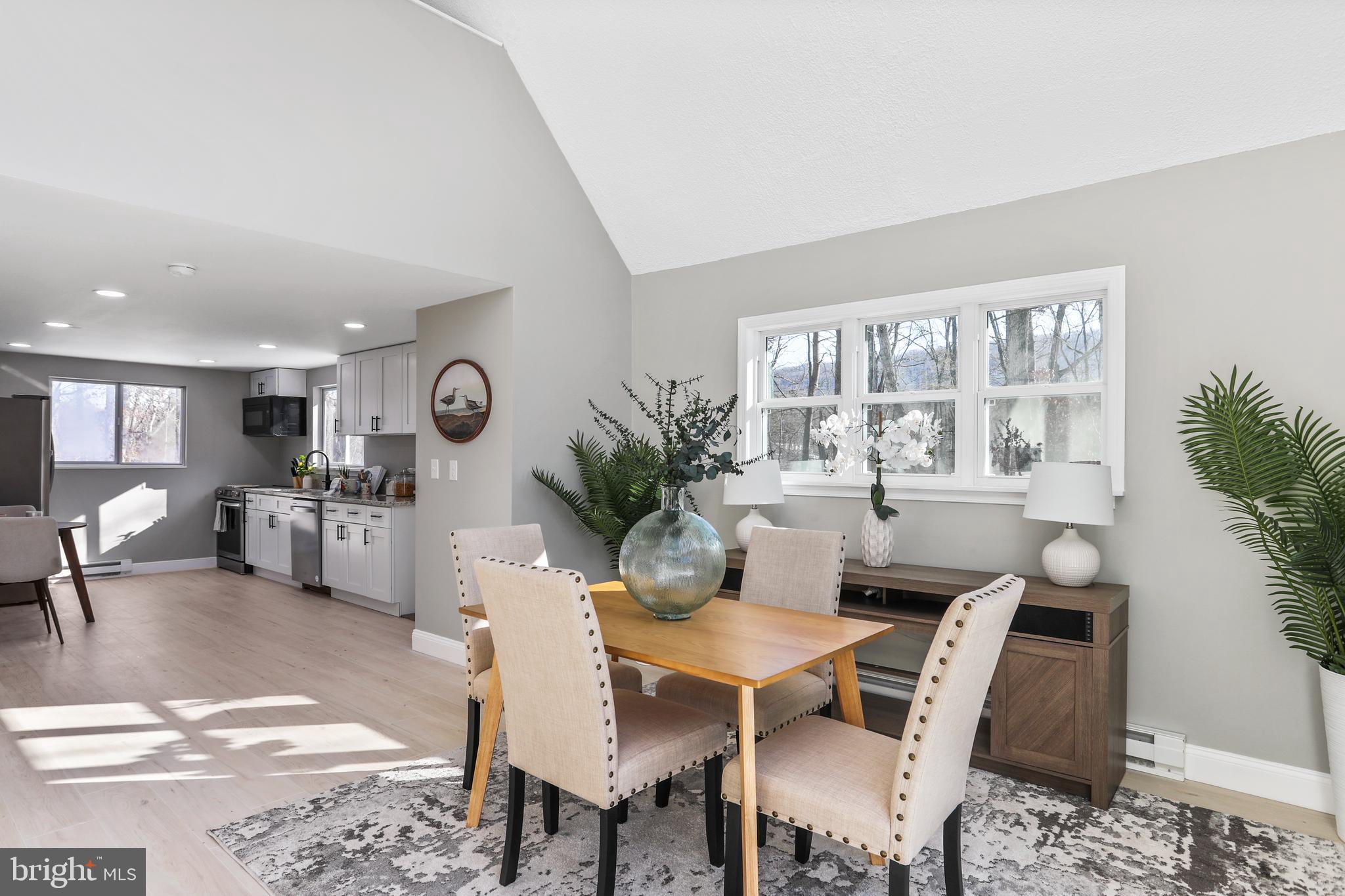 GLENWOOD FOREST WEST - Residential