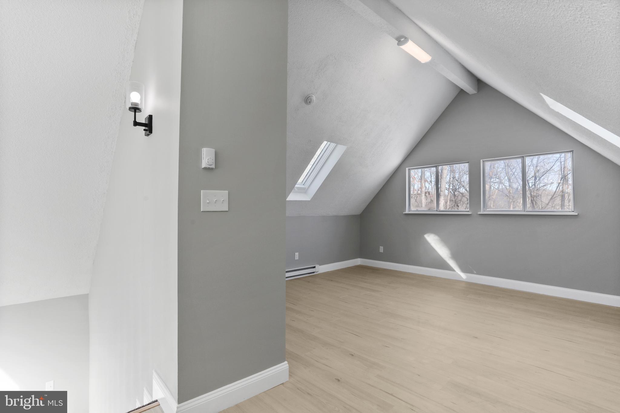 GLENWOOD FOREST WEST - Residential