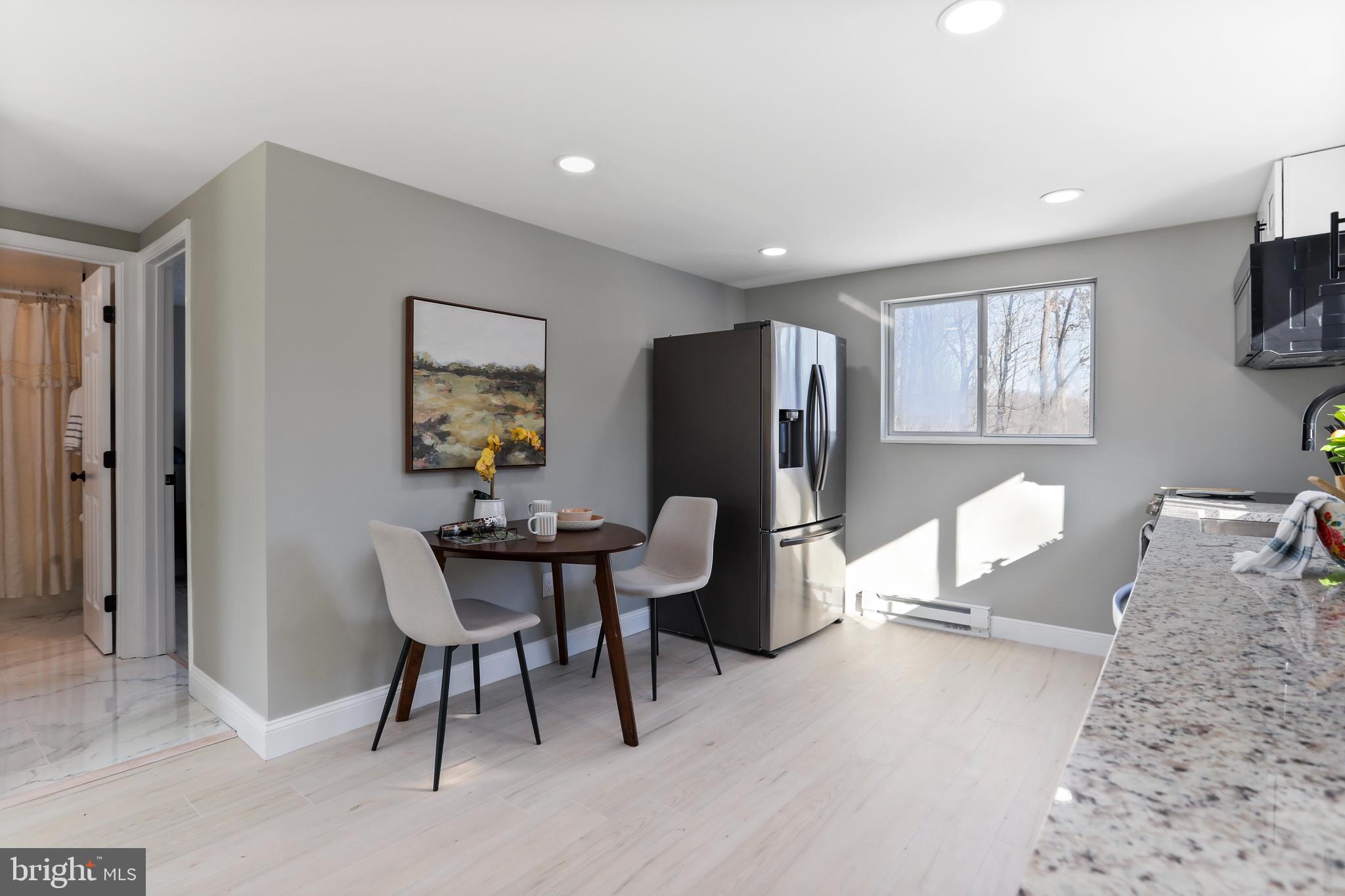 GLENWOOD FOREST WEST - Residential