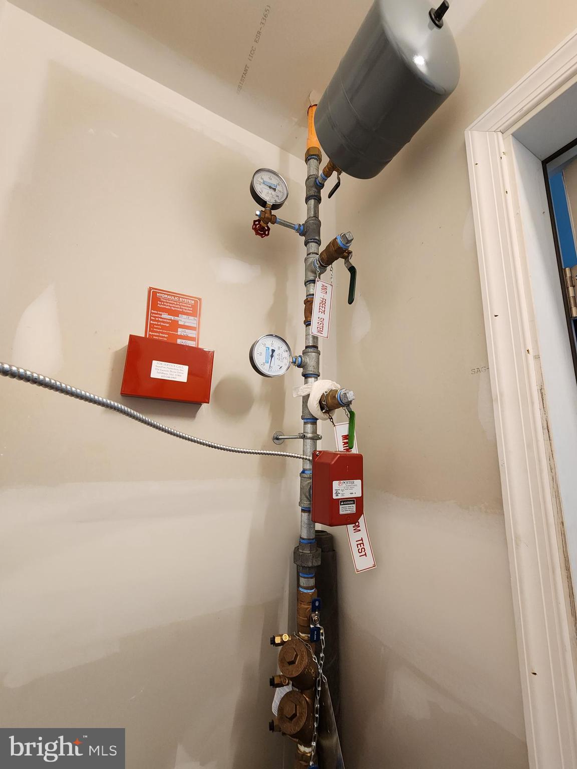 AUSTIN ACRES - Residential